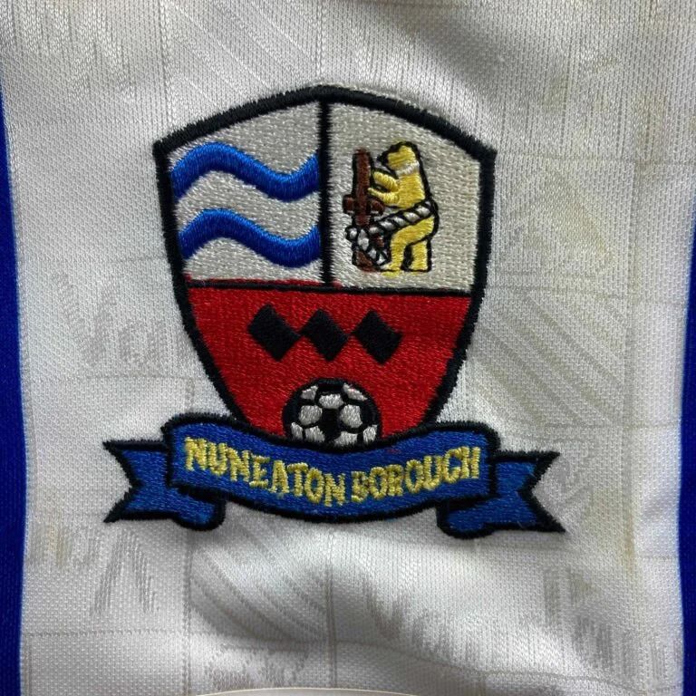 Other Nuneaton Borough 2001-02 Vandanel home football jersey M Size US M / EU 48-50 / 2 - 3 Thumbnail