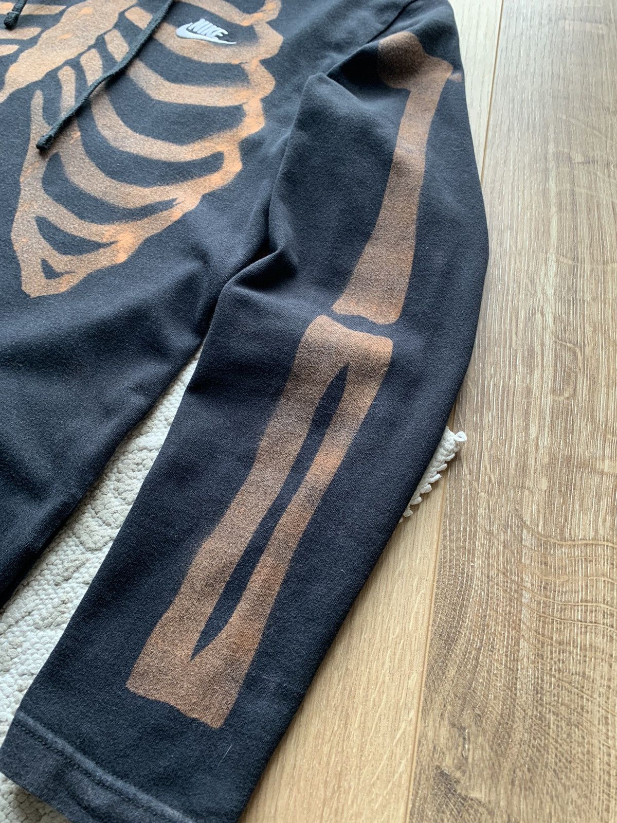 Nike Vintage Nike Skeleton big logo hoodie Size US M / EU 48-50 / 2 - 7 Thumbnail
