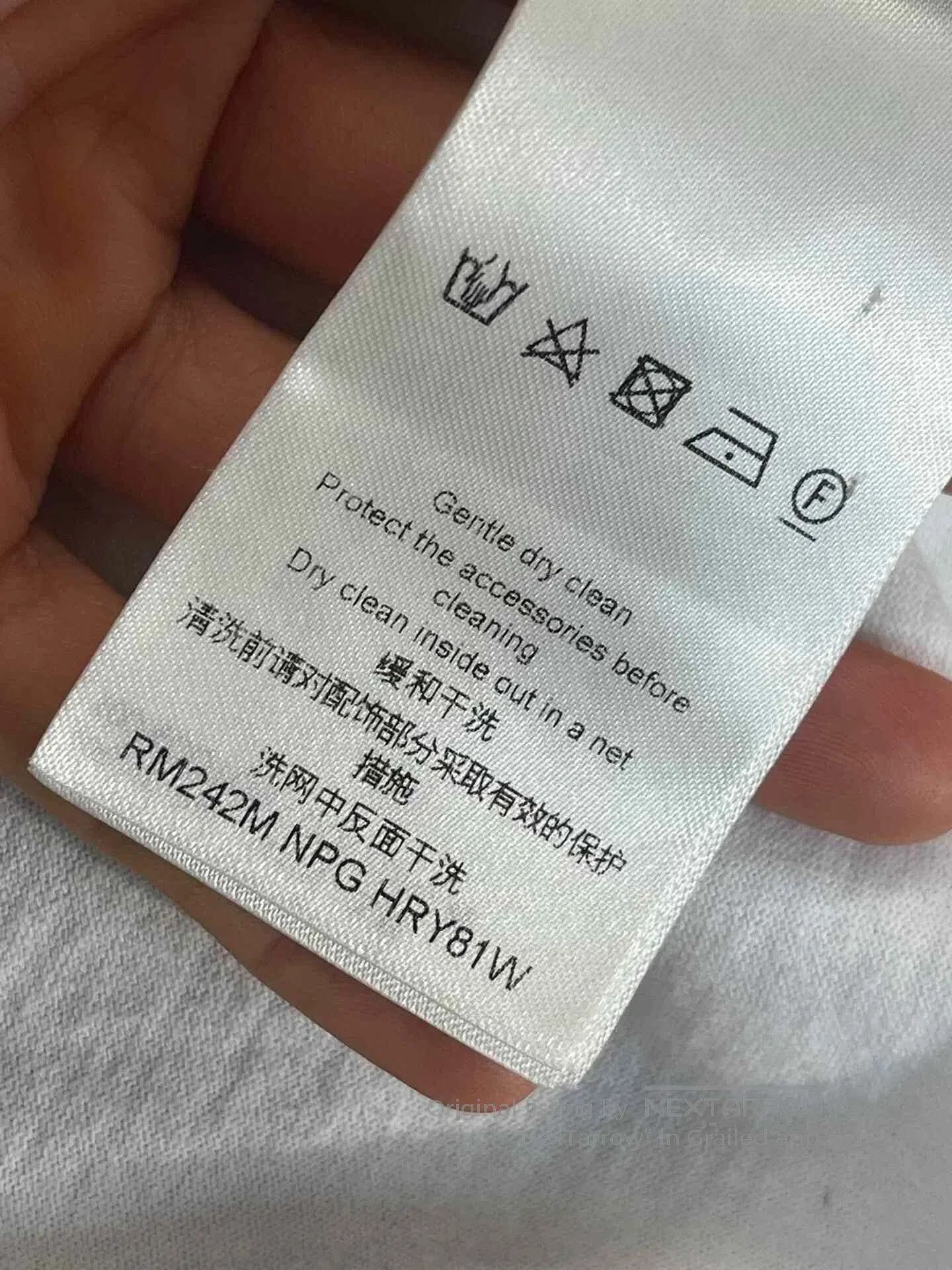 Louis Vuitton Louis Vuitton Logo Embroidered Crewneck T. Size US S / EU 44-46 / 1 - 5 Thumbnail