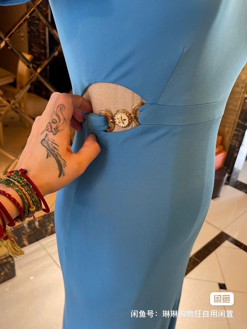 Versace Versace Sexy cut-out starfish metal logo small waist dress Size M / US 6-8 / IT 42-44 - 5 Thumbnail