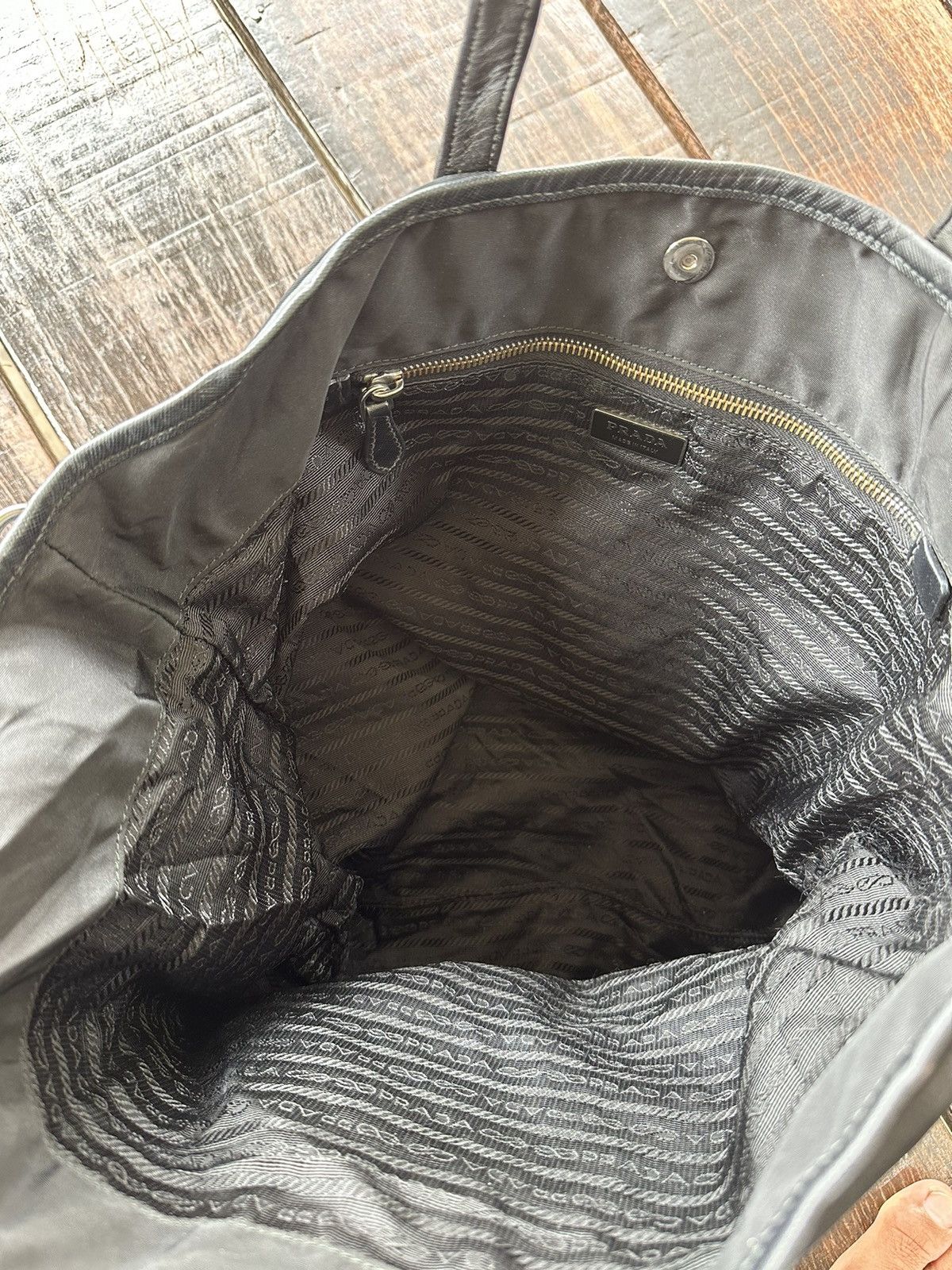 Prada Prada Tote Bag Nice Design Size ONE SIZE - 9 Thumbnail