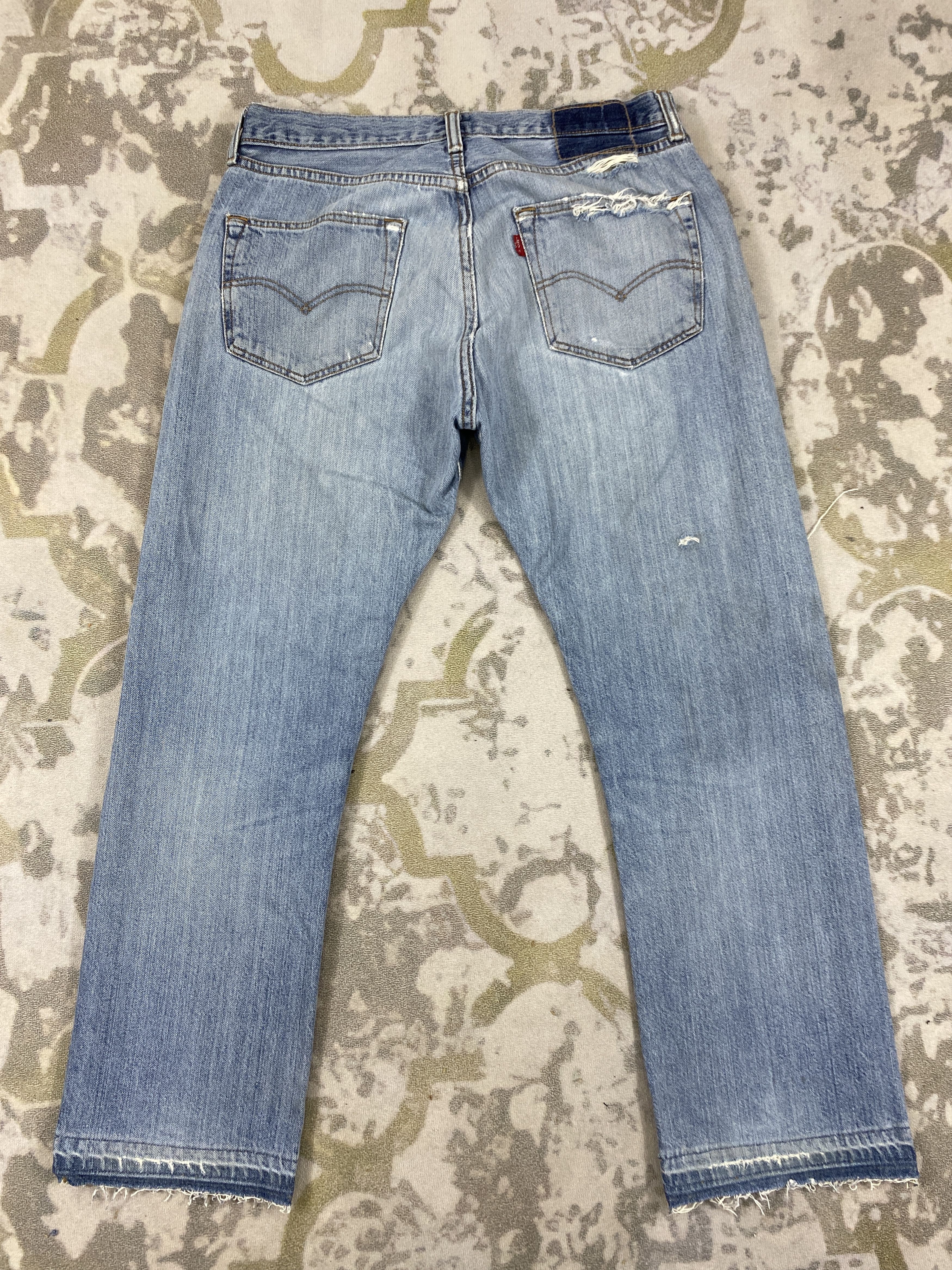 Levi's Faded Blue Vintage Levi's Jeans 33x27 Denim- JN3732 Size US 33 - 2 Thumbnail