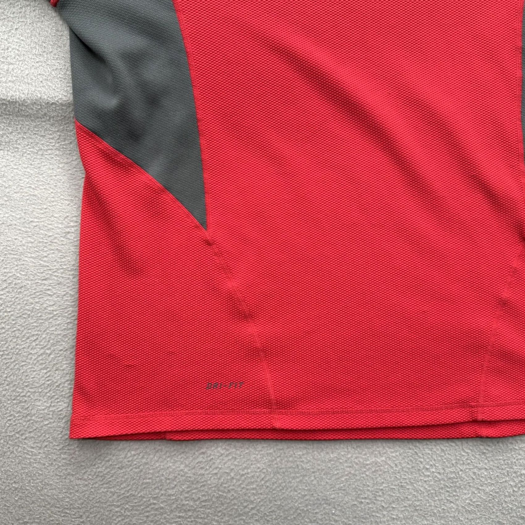 Nike Nike Dri-FIT Pullover Mens XL Red Gray Colorblock 1/4 Zip Long Sleeve Hiking Activewear Shirt Size US XL / EU 56 / 4 - 6 Thumbnail