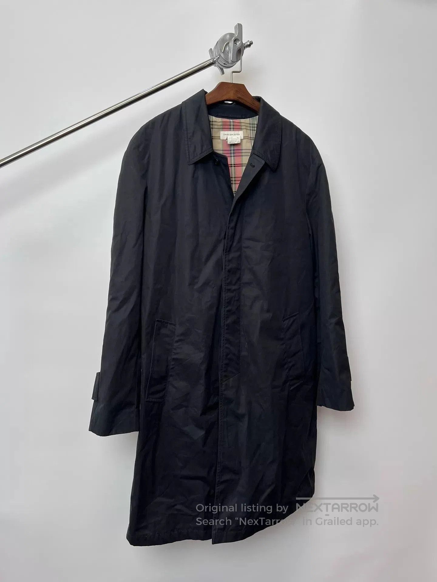 Dries Van Noten Black Long Coat with Plaid Lining - Size L. Size US L / EU 52-54 / 3 - 2 Thumbnail