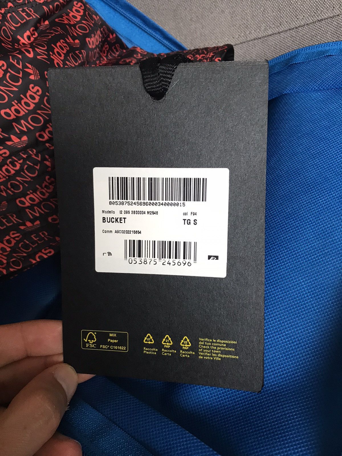 Moncler Moncler x Adidas size S shipping in EU Size ONE SIZE - 2 Thumbnail