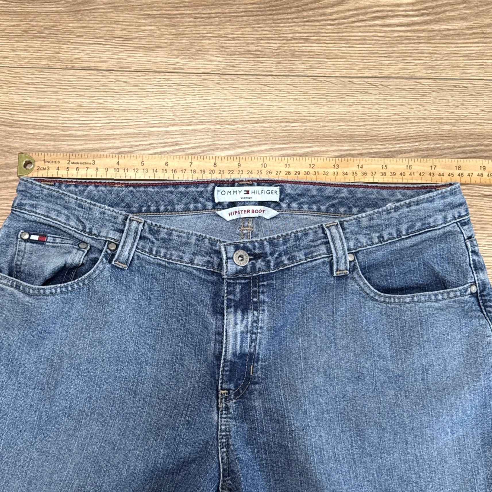 Tommy Hilfiger VINTAGE Tommy Hilfiger Women's Jeans Blue, Bootcut, Size 16, Hipster Style, Denim, Mid Rise, 31.5 Inseam Size 38" / US 16 / IT 52 - 4 Thumbnail