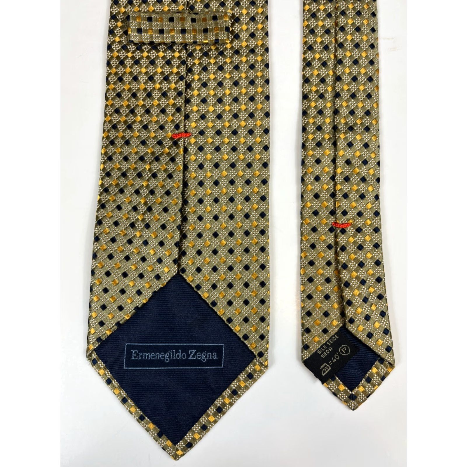 Ermenegildo Zegna VINTAGE Ermenegildo Zegna Silk Tie Geometric Men’s Gold Made in Italy 57"-60" Classic 3.75" Wide 100% Silk—Pre-owned in great condition Mens Size ONE SIZE - 6 Thumbnail
