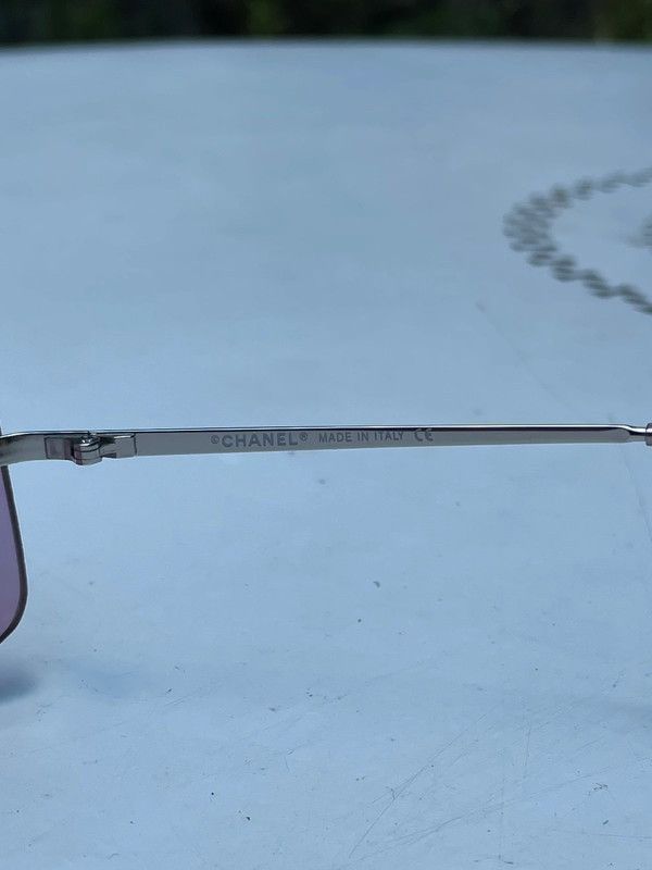 Chanel Chanel Sunglasses 4017 CC Rhinestone Logo Rimless Vintage Size ONE SIZE - 9 Thumbnail