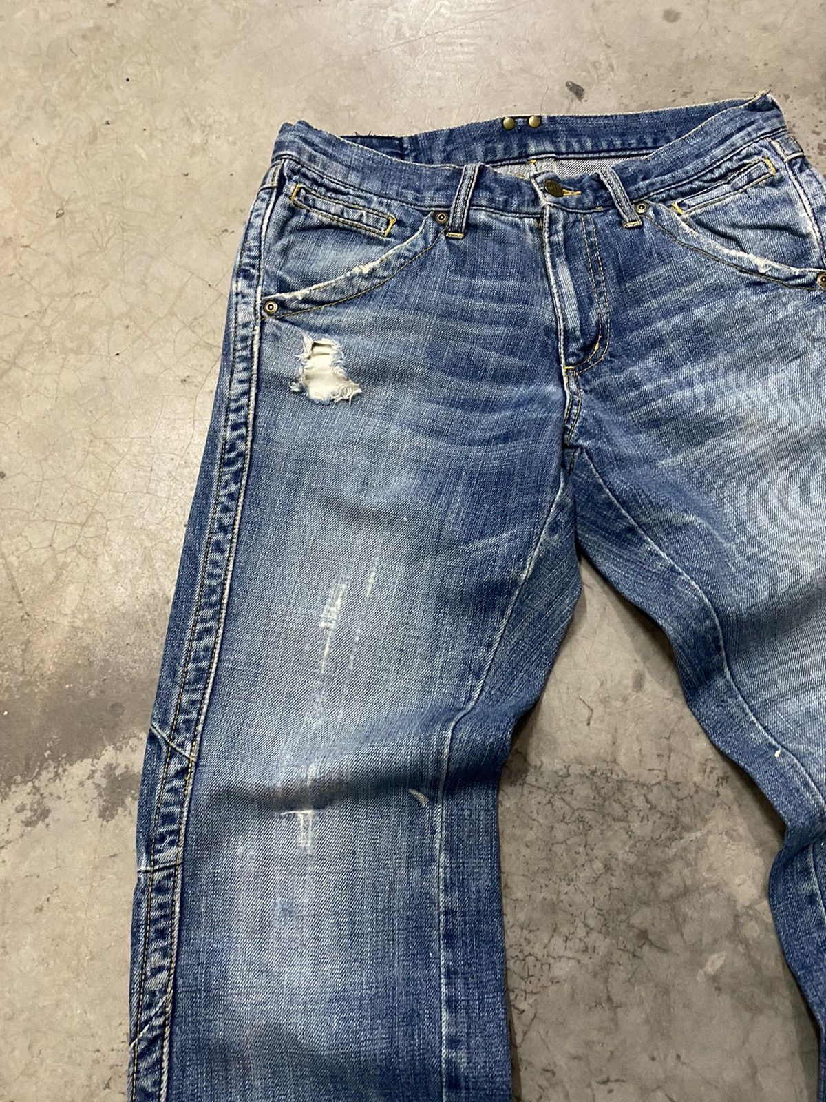 Japanese Brand × Nicole Club × Tornado Mart Japanese Monsieur Nicole Ripped Distressed Jeans p129 Size US 30 / EU 46 - 12 Thumbnail