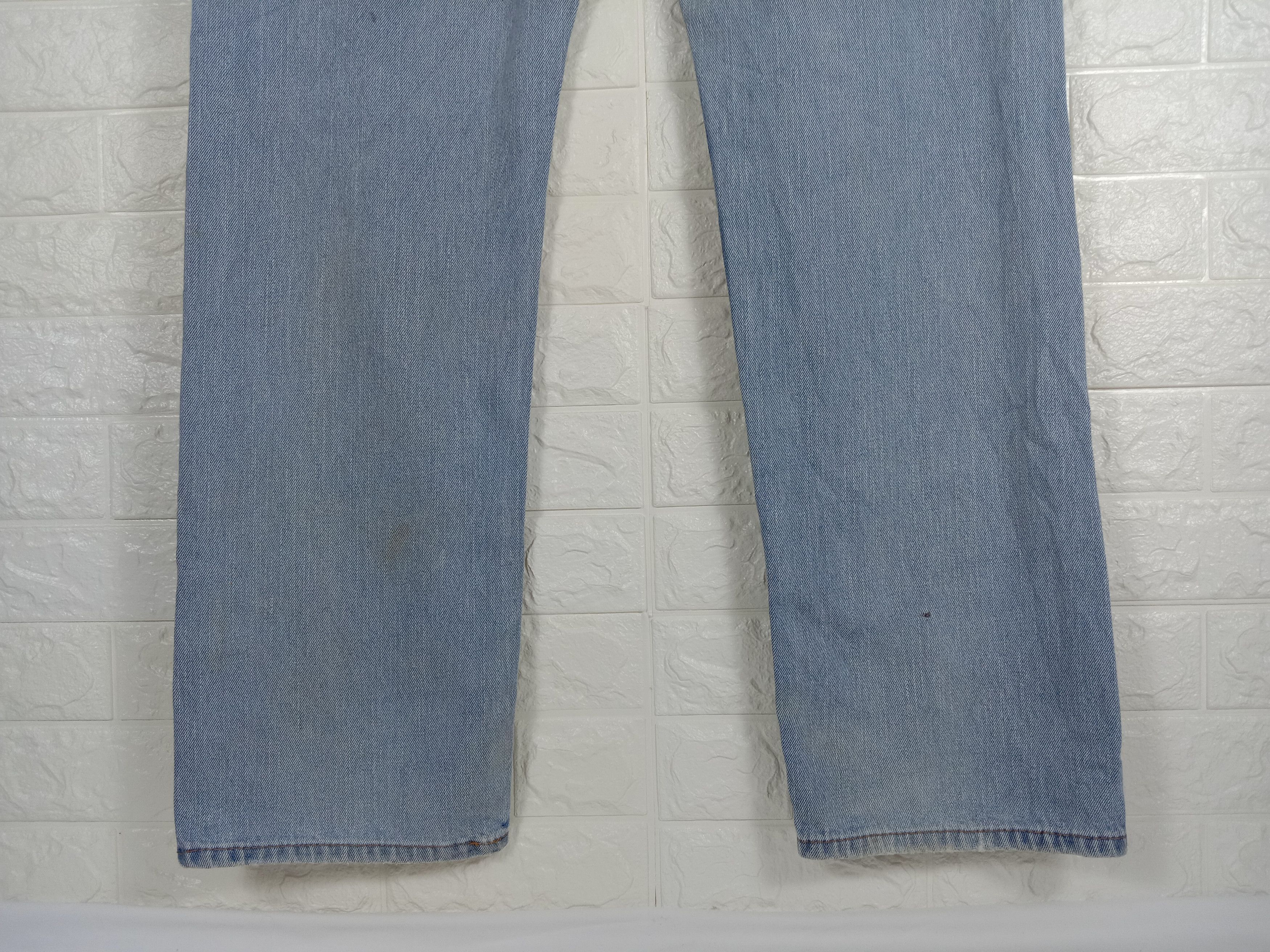 Levi's Vintage Levi's 505 Jeans Light Wash Regular Fit Denim Size US 42 / EU 58 - 8 Thumbnail