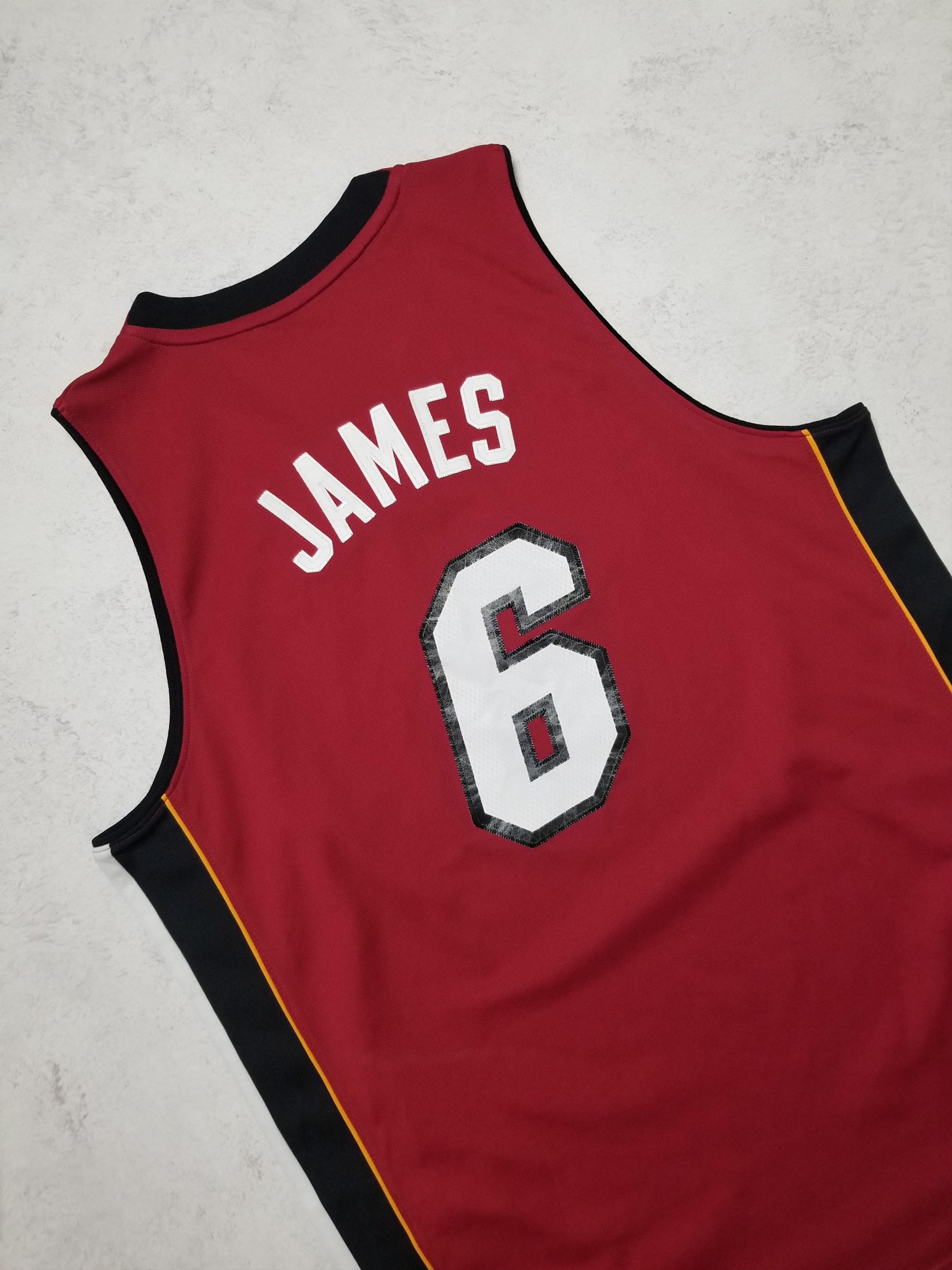 Adidas LeBron James #6 Miami Heat Adidas Jersey Swingman Size US XL / EU 56 / 4 - 10 Thumbnail