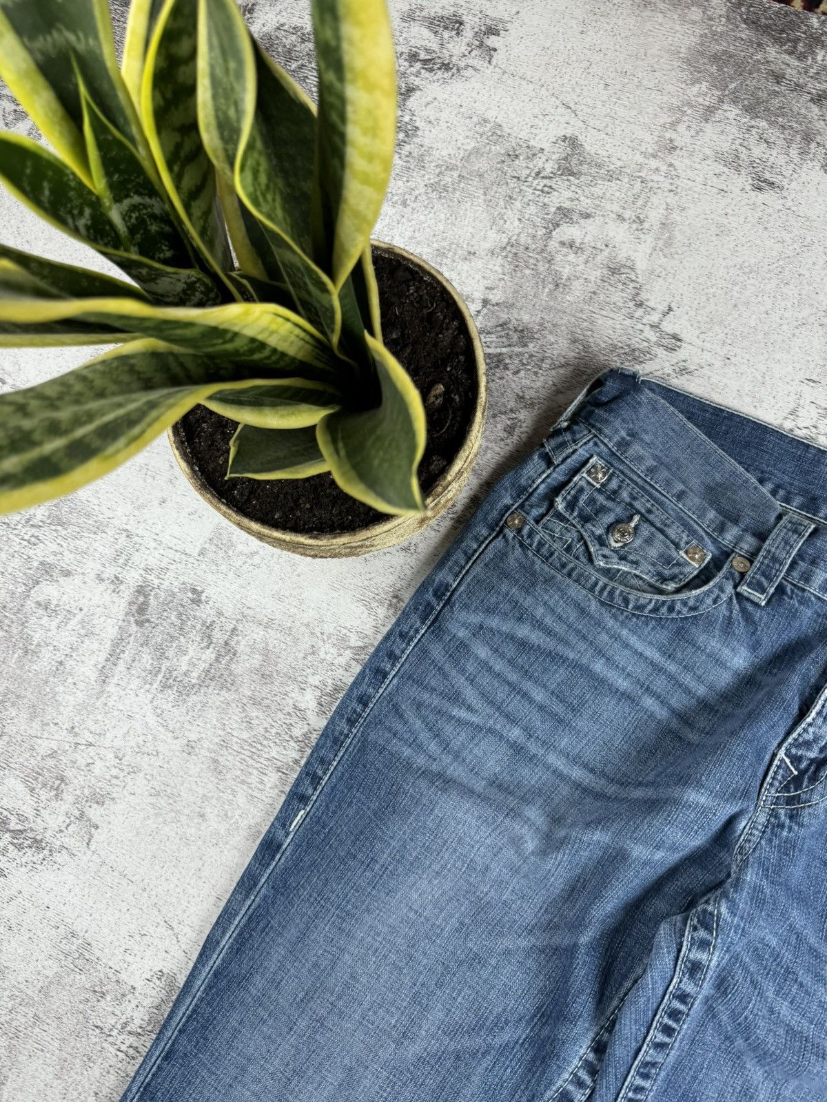True Religion Vintage True Religion Y2K Distressed Faded Rap Jeans Denim Size US 32 / EU 48 - 14 Thumbnail