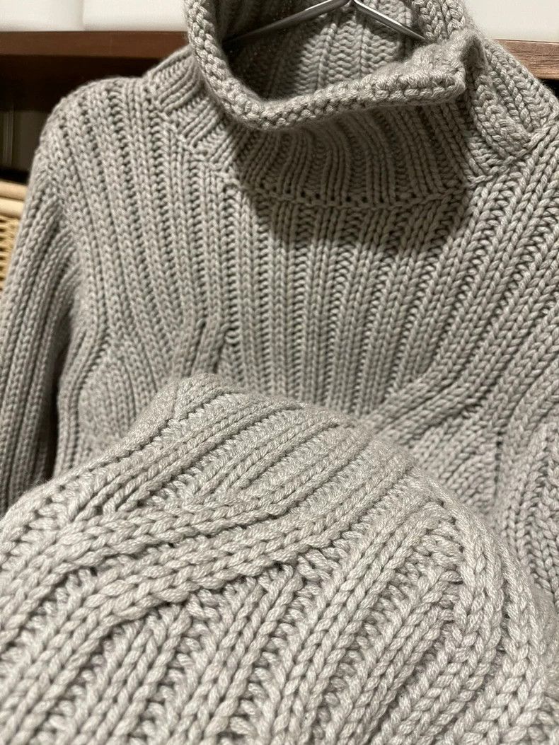 Loro Piana LORO PIANA A little cashmere sweater Size XS / US 0-2 / IT 36-38 - 4 Thumbnail
