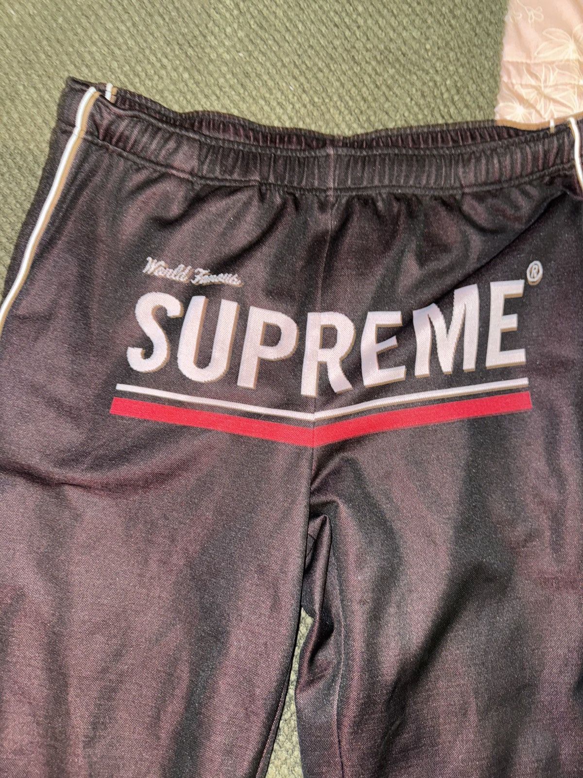 Supreme supreme world famous jacquard track pants Size US 36 / EU 52 - 2 Thumbnail