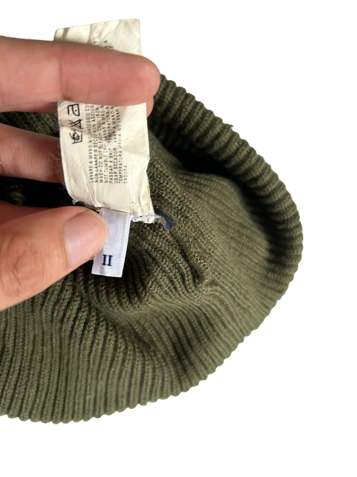 Armani × Designer ARMANI JEANS Distressed Beanie Hats Made in Italy Size ONE SIZE - 15 Thumbnail
