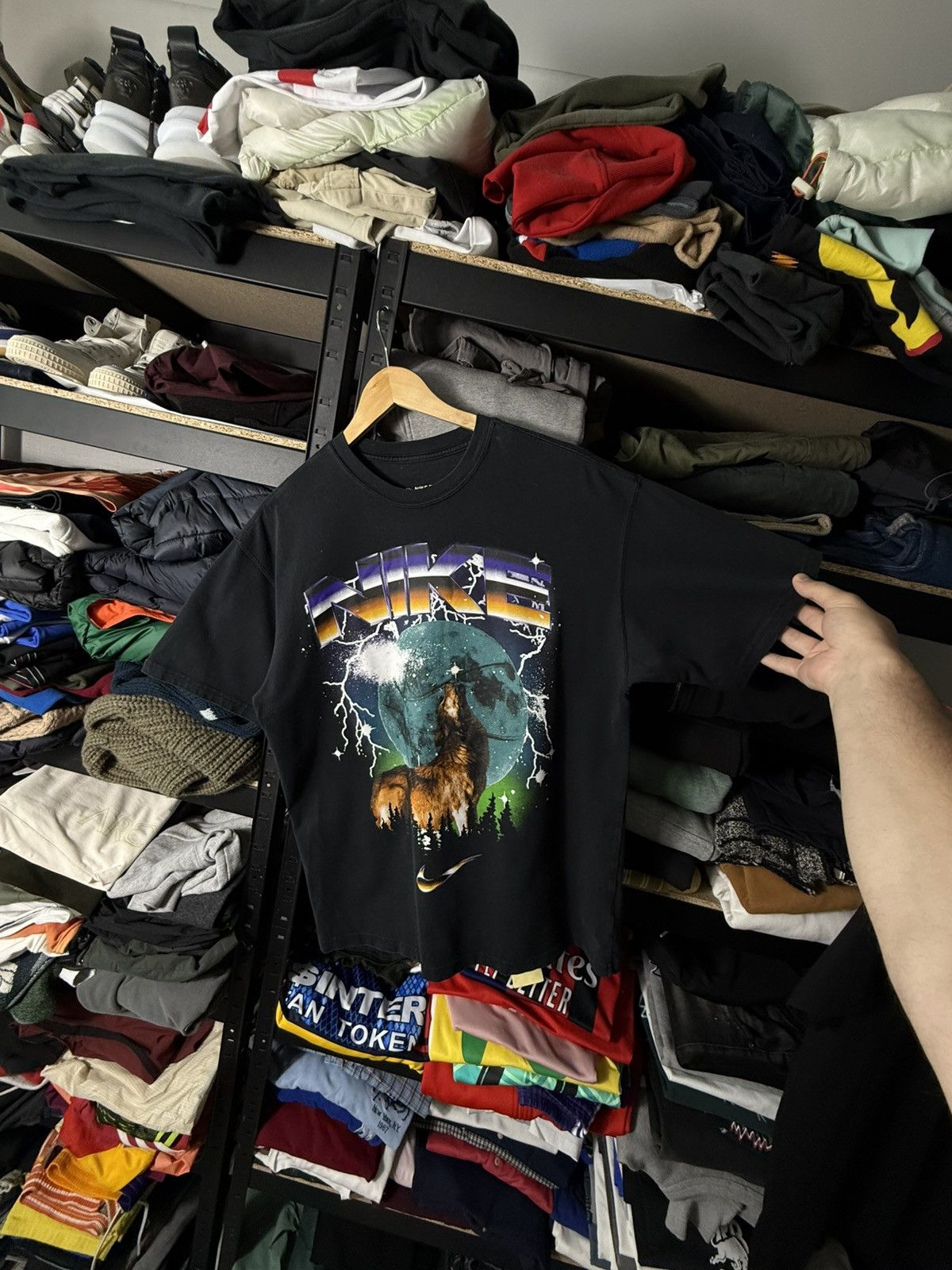 Nike Nike Vintage Style Wolf Moon Graphic Tee Washed Y2K Shirt M Size US M / EU 48-50 / 2 - 7 Thumbnail