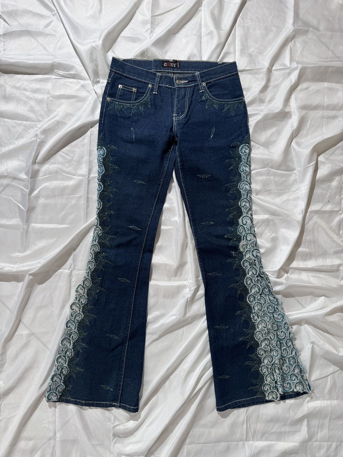Hysteric Glamour Vintage Pearl Details Super Flared Jeans Size 28" / US 6 / IT 42 - 2 Thumbnail