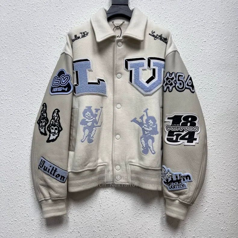 Louis Vuitton Louis Vuitton Bugs Bunny Patchwork Baseball Jacket Size US M / EU 48-50 / 2 - 1 Thumbnail