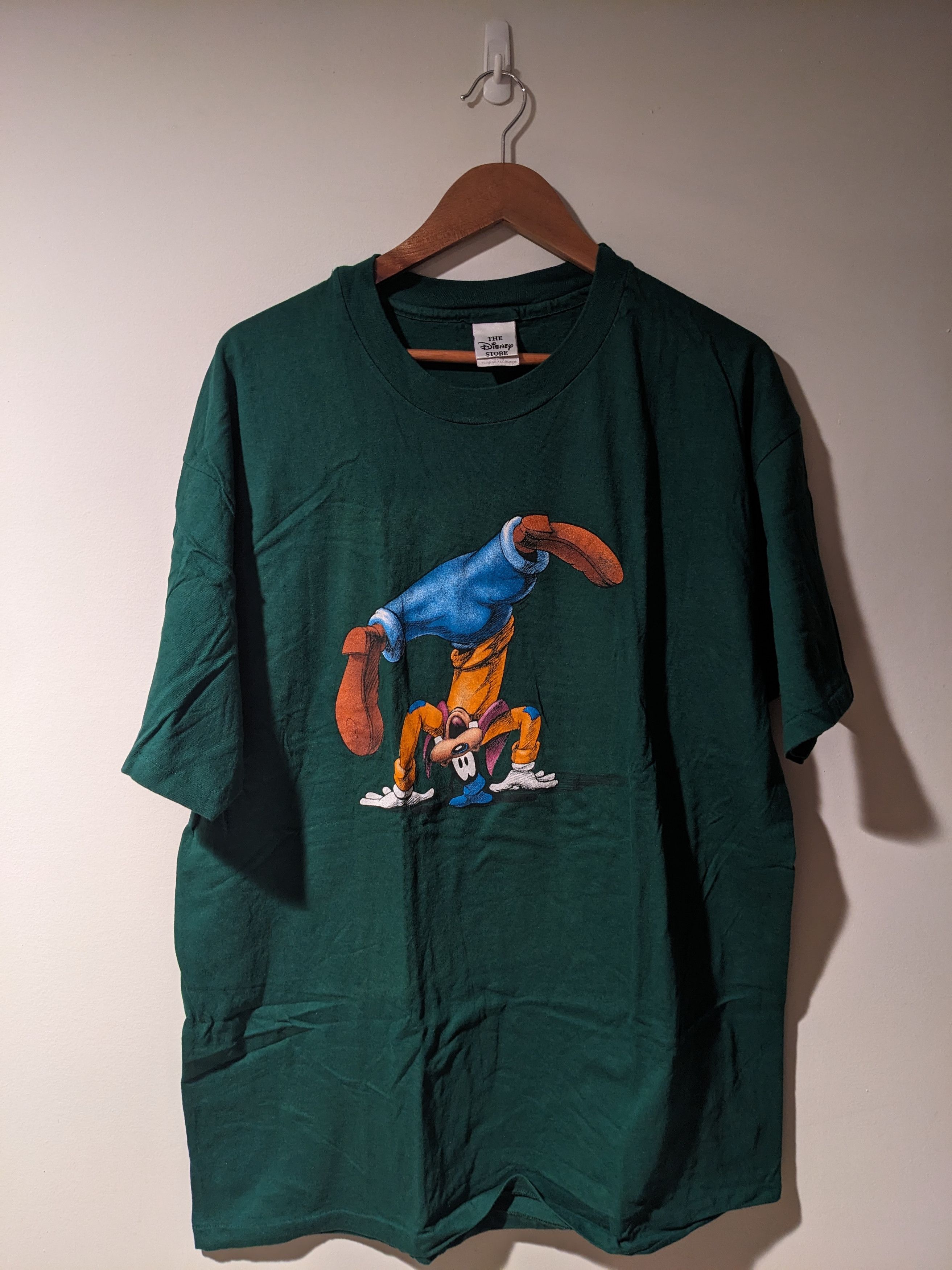 Disney × Vintage Vintage 90s Disney Store Goofy Mickey Hand Stand T-Shirt Size US XL / EU 56 / 4 - 1 Thumbnail