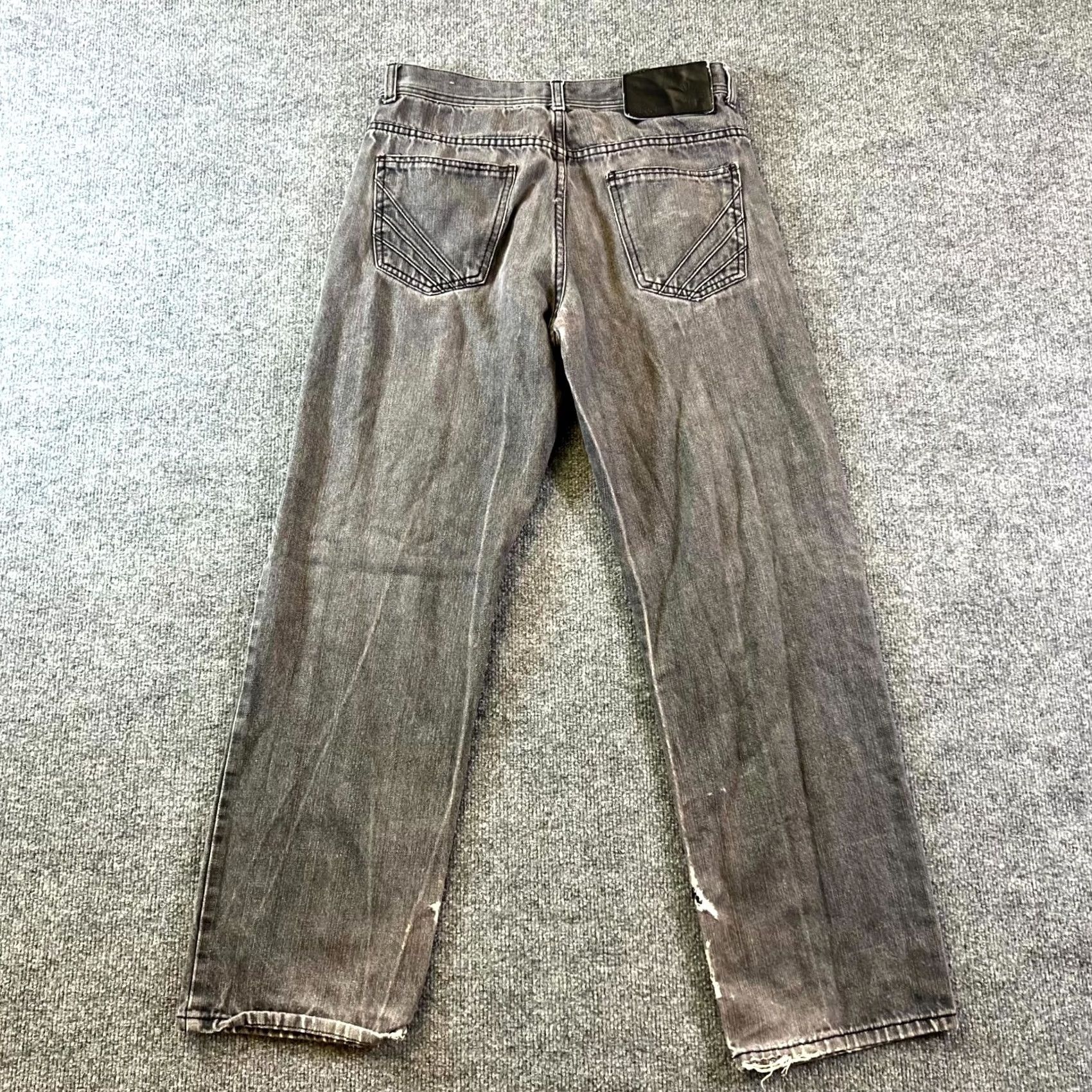 Akademiks Akademiks Jeans Mens 32/32 Gray Denim Distressed Straight Leg Retro Shirt? Size US 32 / EU 48 - 2 Thumbnail