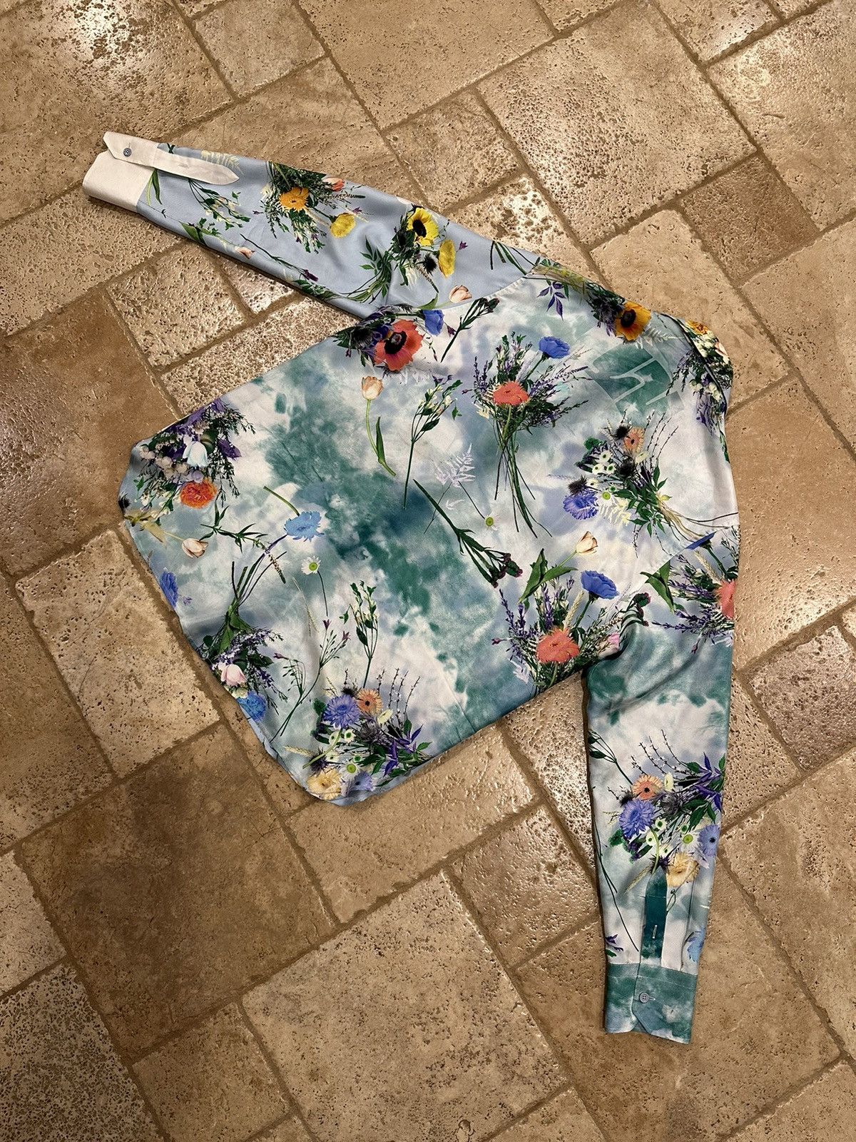 Louis Vuitton Louis Vuitton Virgil Abloh SS20 Floral Silk Button Up Shirt Size US M / EU 48-50 / 2 - 10 Thumbnail