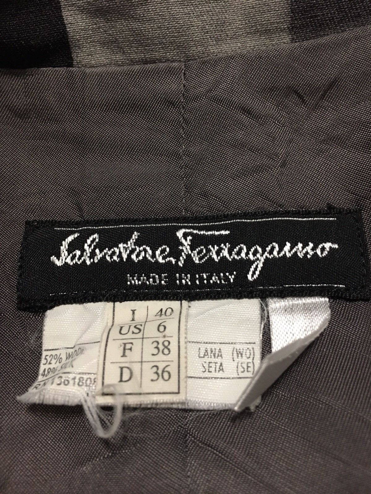 Salvatore Ferragamo Salvatore Ferragamo Checkered Wool Silk Jacket EU36 US6 Size M / US 6-8 / IT 42-44 - 10 Thumbnail