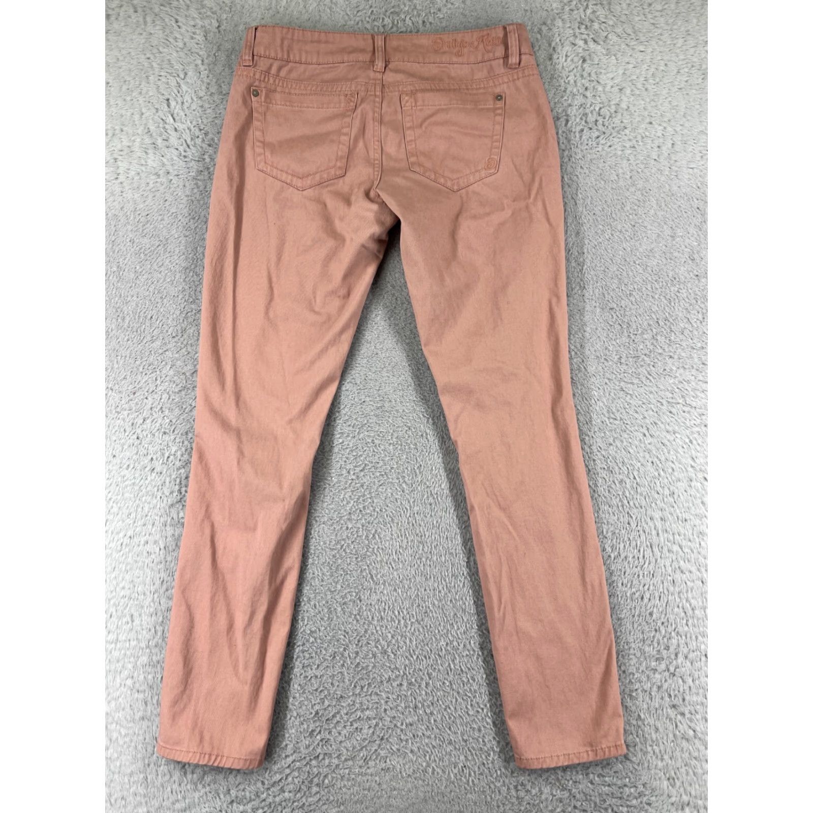 Vintage VINTAGE Indigo Rein Womens Jeans Skinny 5-Pocket Denim Distressed Pink Cotton Blend 29 Inseam 9 Size 30" / US 8 / IT 44 - 2 Thumbnail