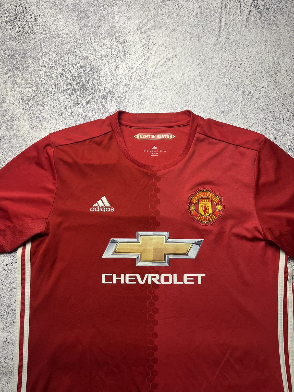 Vintage Adidas Manchester United 2016/17 Home Soccer Jersey Size XL Size US XL / EU 56 / 4 - 4 Thumbnail