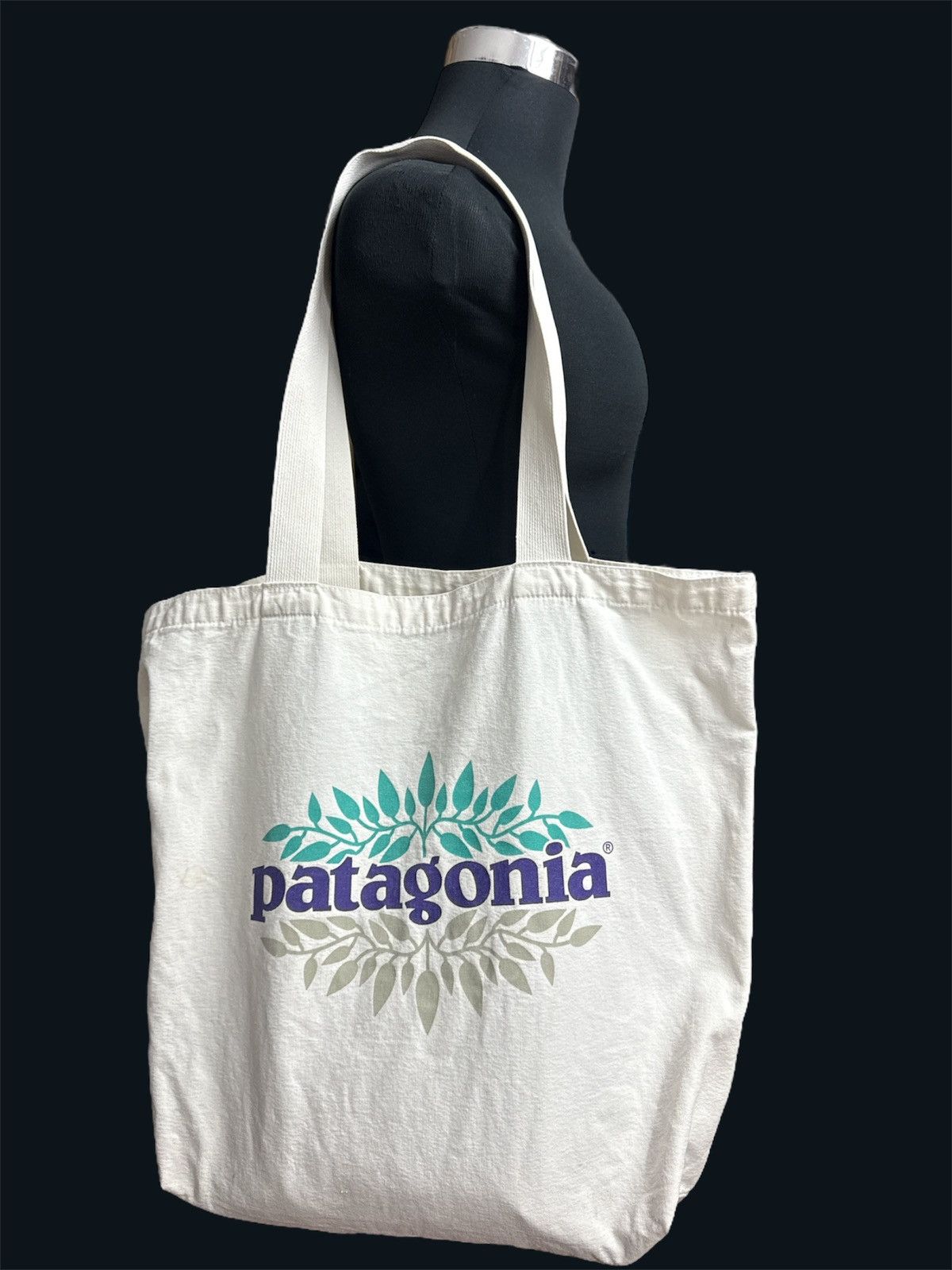 Made In USA x Patagonia Iconic90S Patagonia Works Shoulder Tote Bag in White, Men's