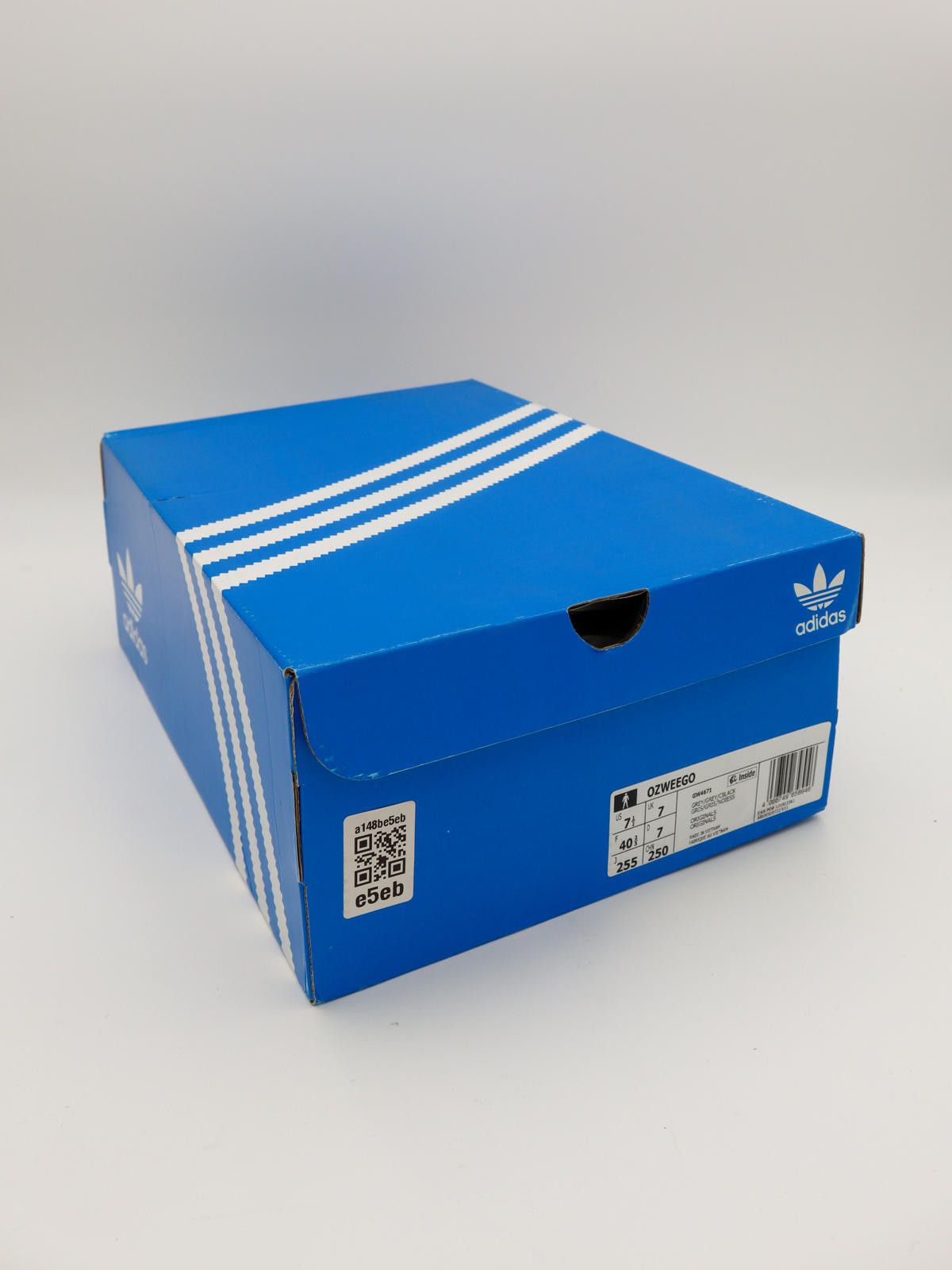 Adidas adidas Ozweego – GW4671 – Brand New in Box Size US 8 / EU 41 - 9 Thumbnail