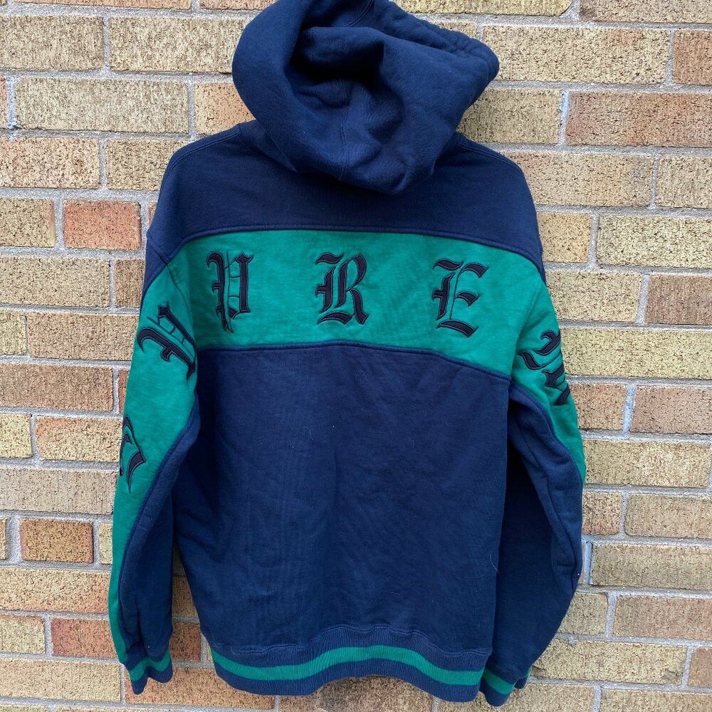 Supreme Supreme Old English Stripe Zip Up Sweatshirt Medium Size US M / EU 48-50 / 2 - 2 Thumbnail