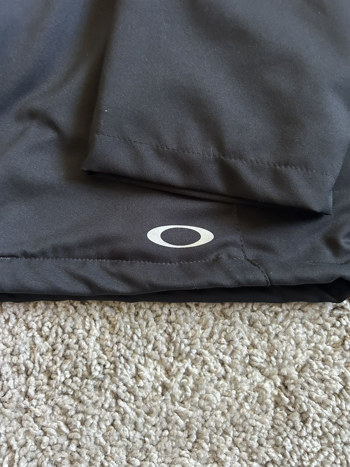 Oakley 2011 Oakley Rain Jacket Size US M / EU 48-50 / 2 - 4 Thumbnail