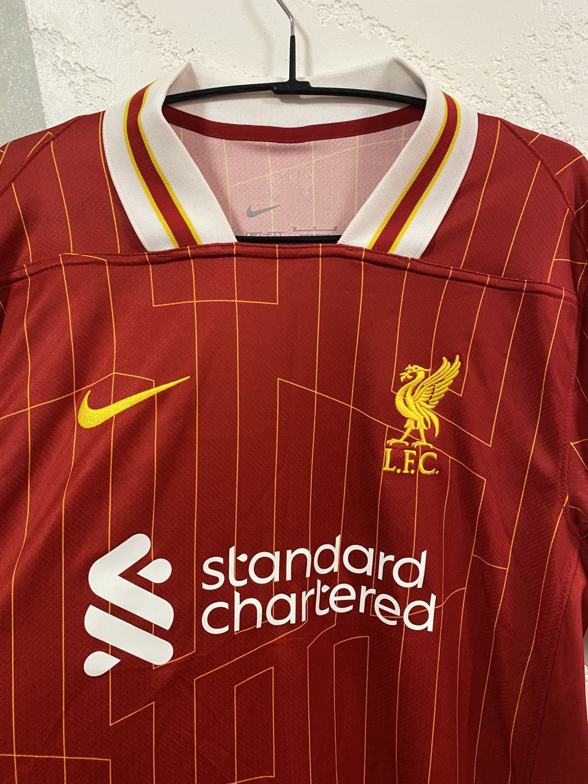 Nike Nike Liverpool FC 2024/25 Soccer Jersey Size: M Size US M / EU 48-50 / 2 - 6 Thumbnail