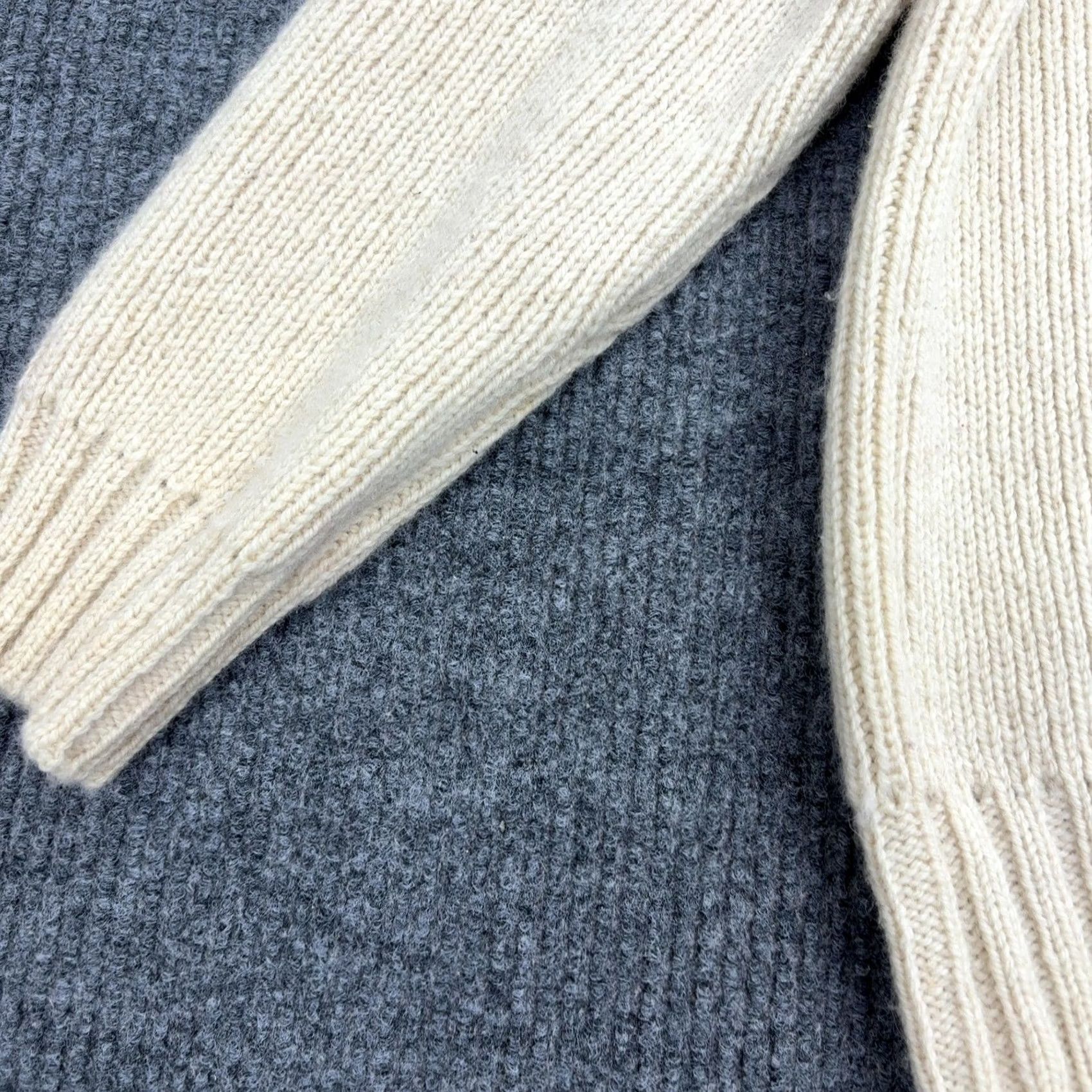 Vintage VINTAGE Peter Storm Sweater Mens L Cream Wool Crew Neck Ribbed Chunky Knit - Hand Wash Only - Classic 100% Pure Wool Size US L / EU 52-54 / 3 - 2 Thumbnail