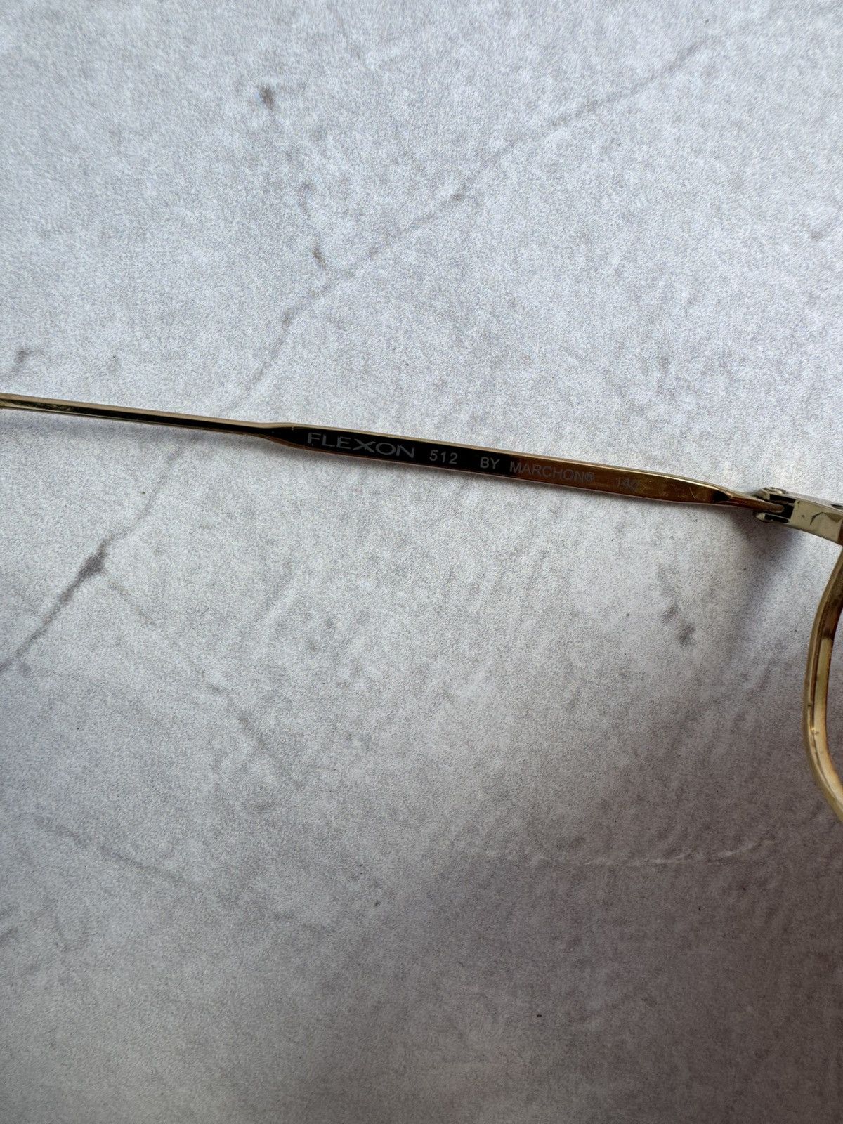 Vintage Flexon Eyeglasses Frame Oval Gold Titanium Metal Size ONE SIZE - 5 Thumbnail