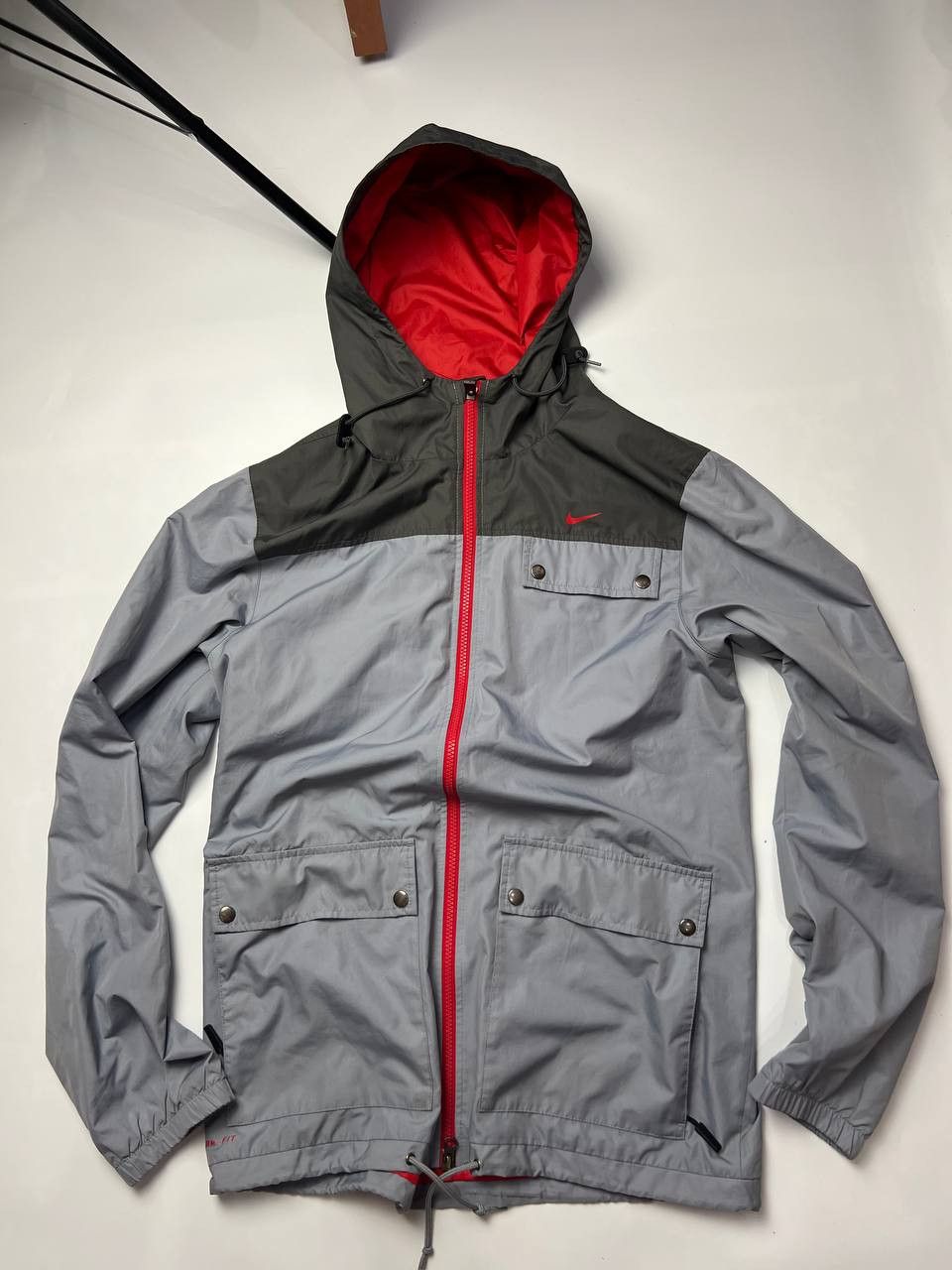 Nike 🧥 Nike Windrunner Jacket — Red Accents Edition Size US M / EU 48-50 / 2 - 1 Thumbnail