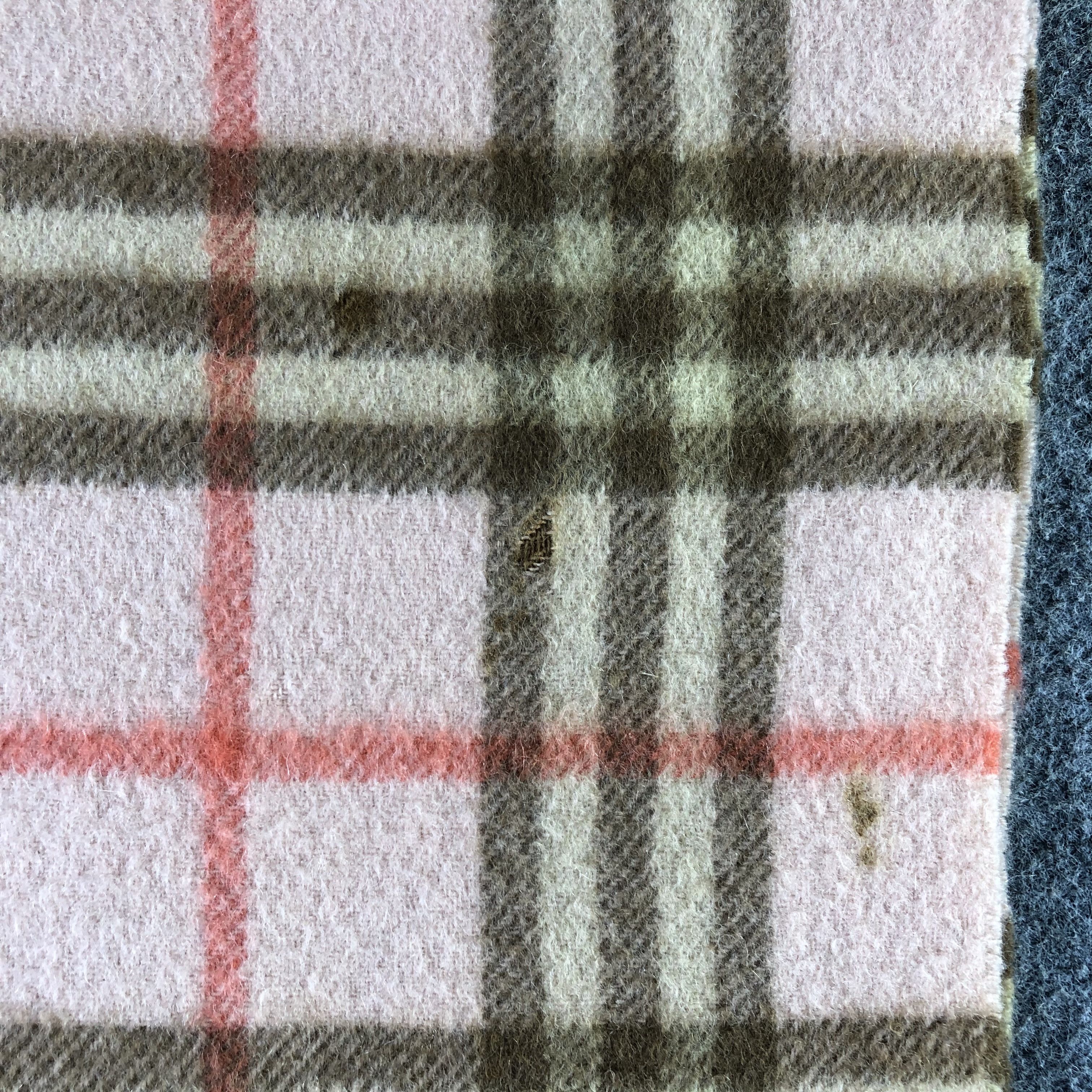 Burberry Burberry Scarf / Muffler / Neckwear P219 Size ONE SIZE - 3 Thumbnail