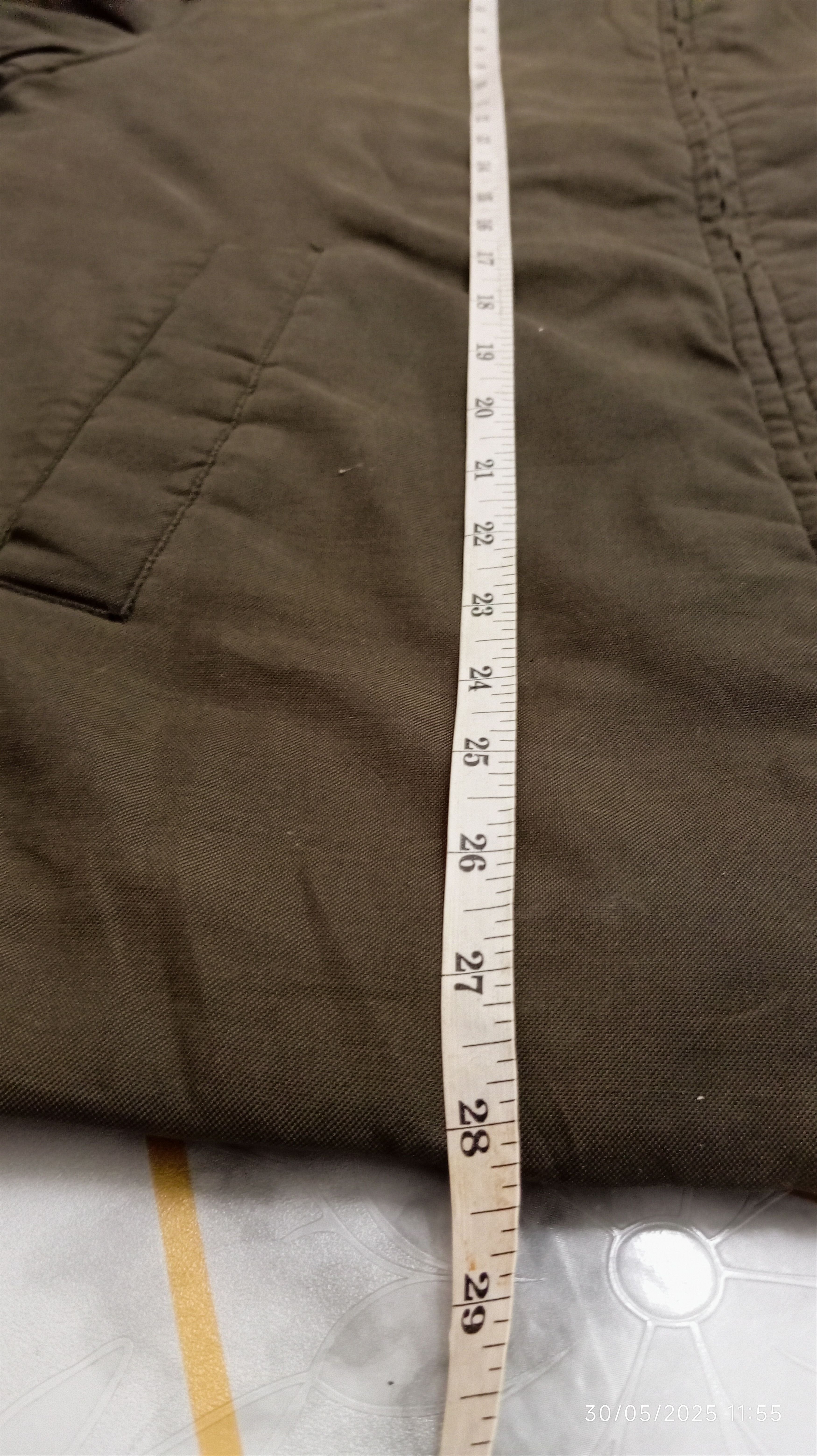 Calvin Klein × Vintage Vintage Calvin Klein Mass Green Zipper Jacket Size US L / EU 52-54 / 3 - 8 Thumbnail