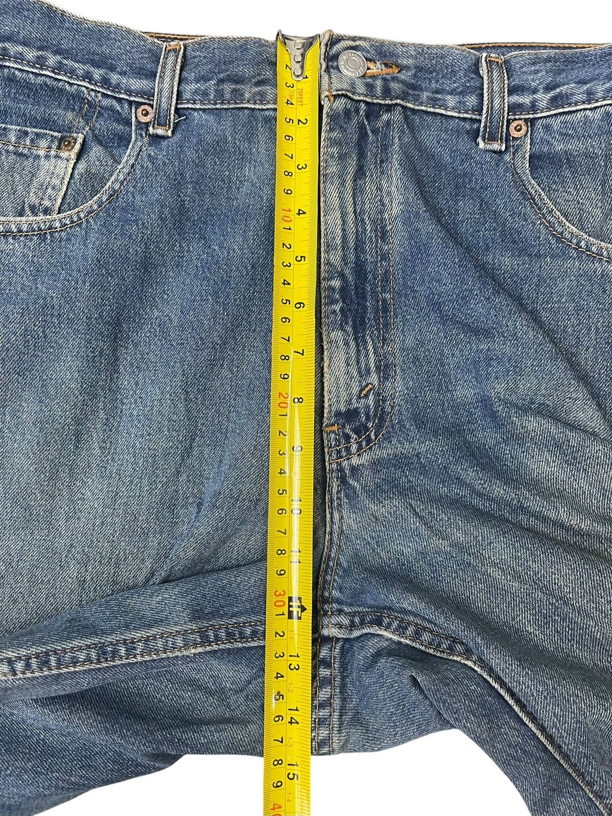 Levi's Vintage Levi’s 560 Loose Fit Tapered Leg Jeans Size US 34 / EU 50 - 14 Thumbnail