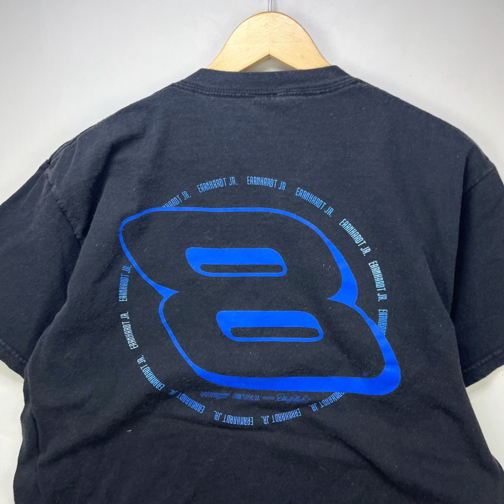 NASCAR VINTAGE NASCAR Dale Earnhardt Jr Oreo Racing T-Shirt Large Sun Faded Size US L / EU 52-54 / 3 - 5 Thumbnail