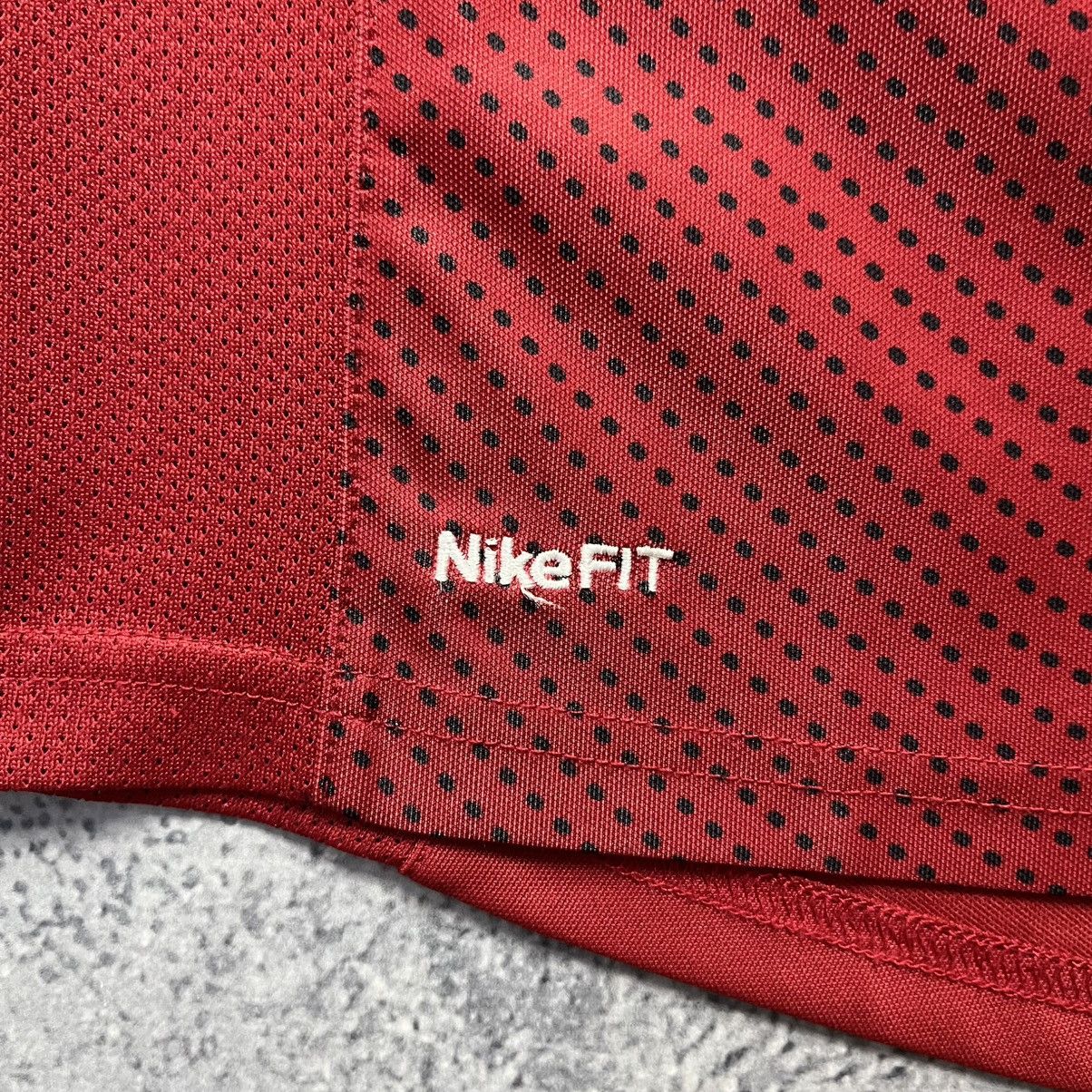 Nike Vintage Nike Fit Swoosh Tee Streetwear Sportswear Blokecore Size US L / EU 52-54 / 3 - 5 Thumbnail