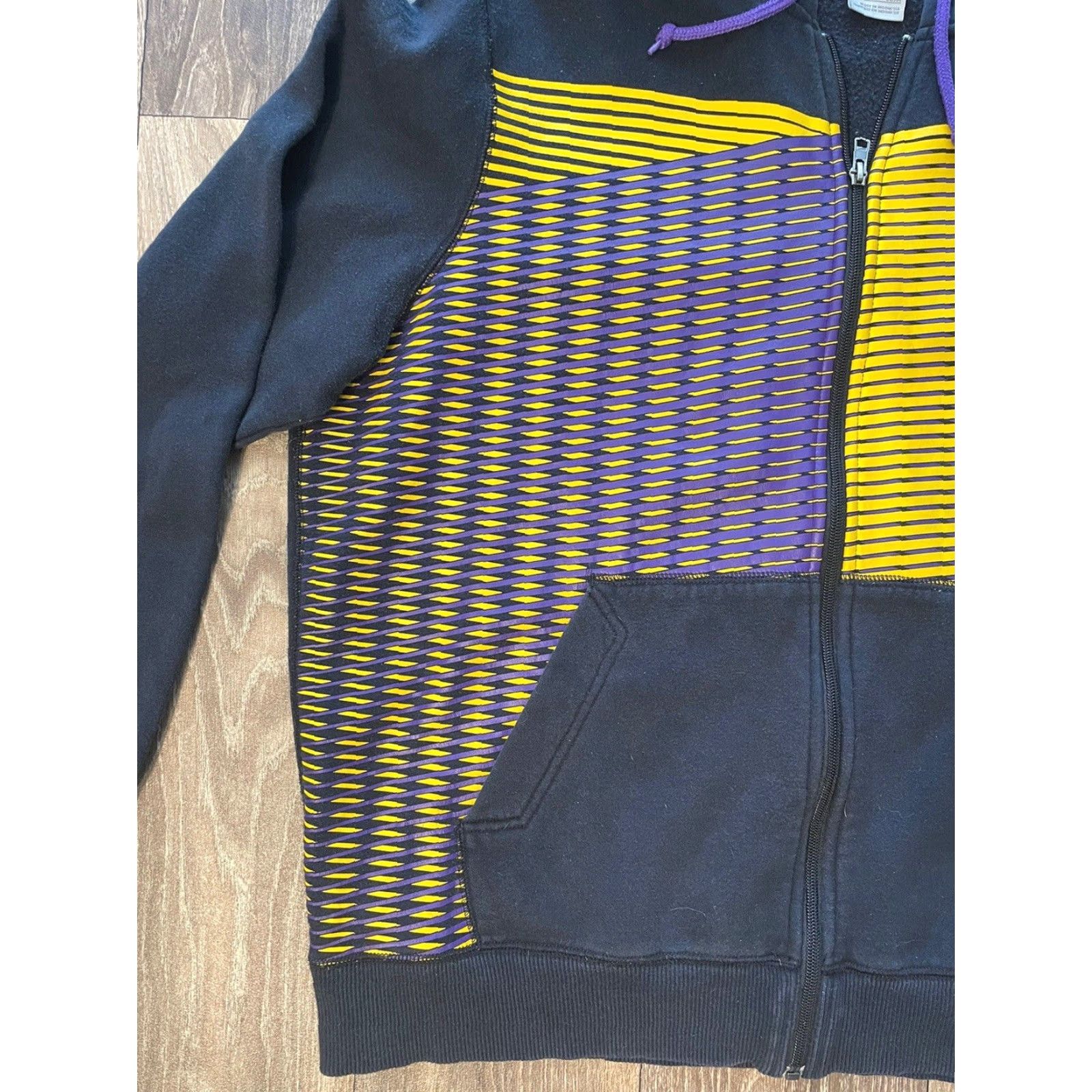 Nike Vintage Nike Hoodie XL Grey Lakers Purple Yellow Full Zip Sweatshirt Tag Y2K Size US XL / EU 56 / 4 - 3 Thumbnail