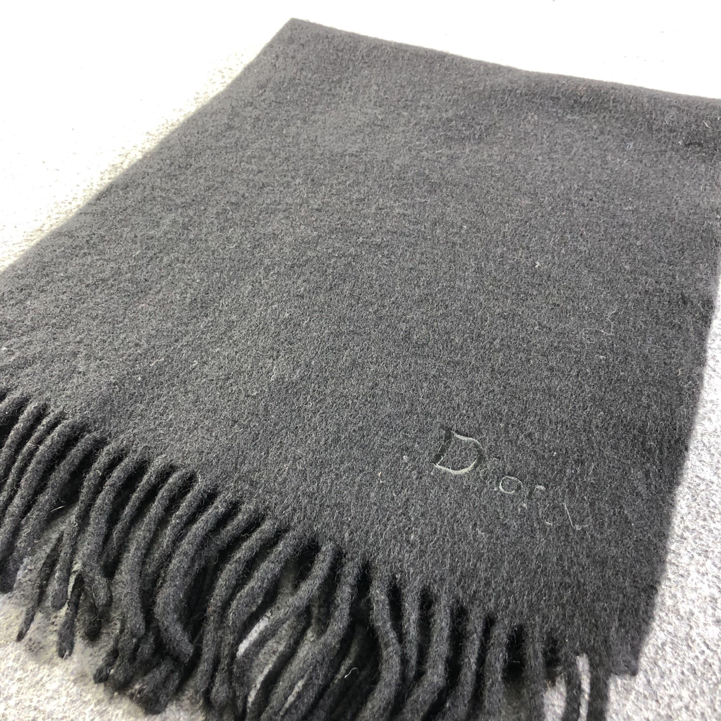 Vintage Christian Dior Plain Wool Scarf Muffler Neckwear V1719 Size ONE SIZE - 3 Thumbnail