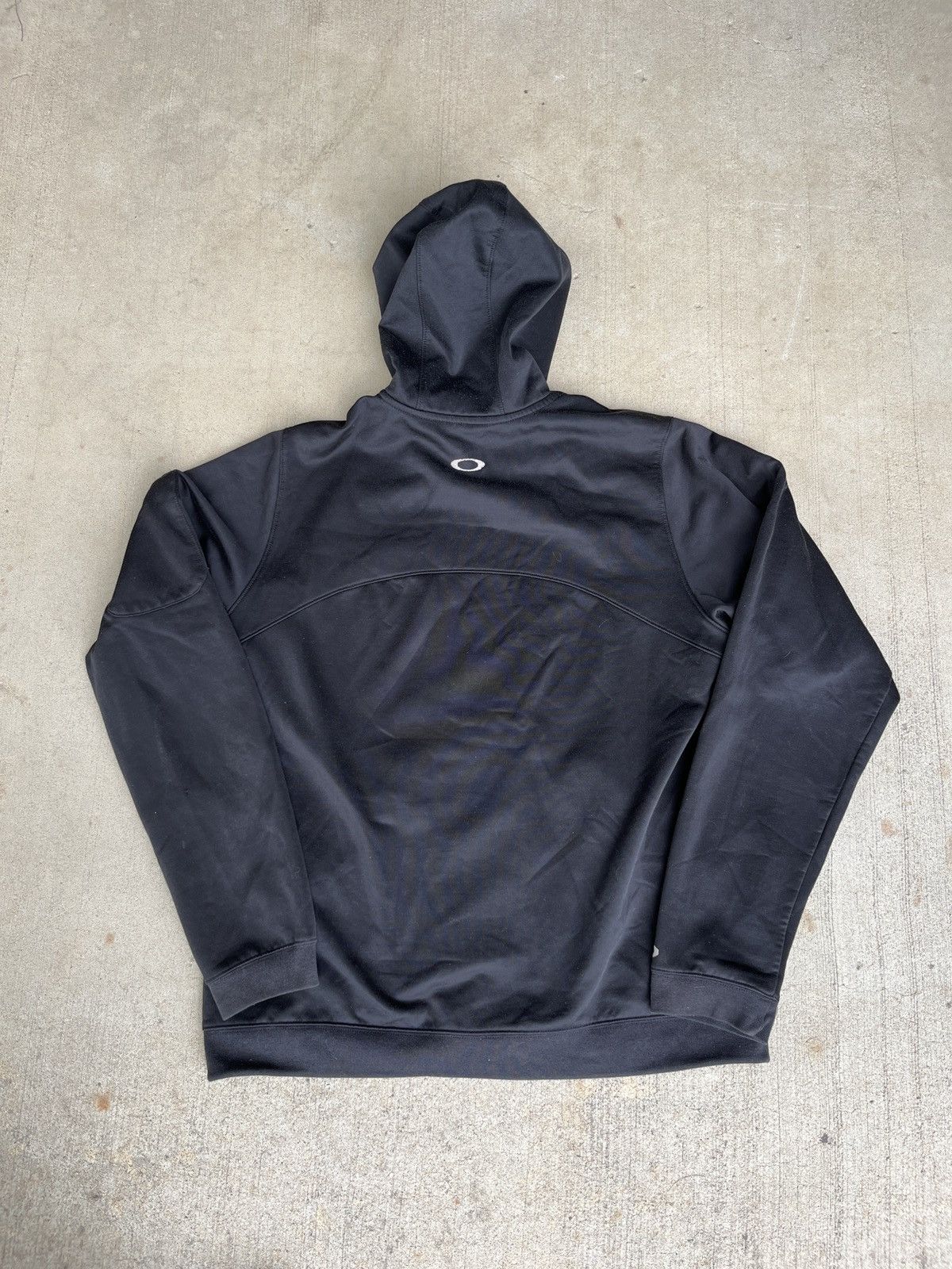 Oakley Vintage Oakley Zip Up Hoodie Size US XL / EU 56 / 4 - 2 Thumbnail