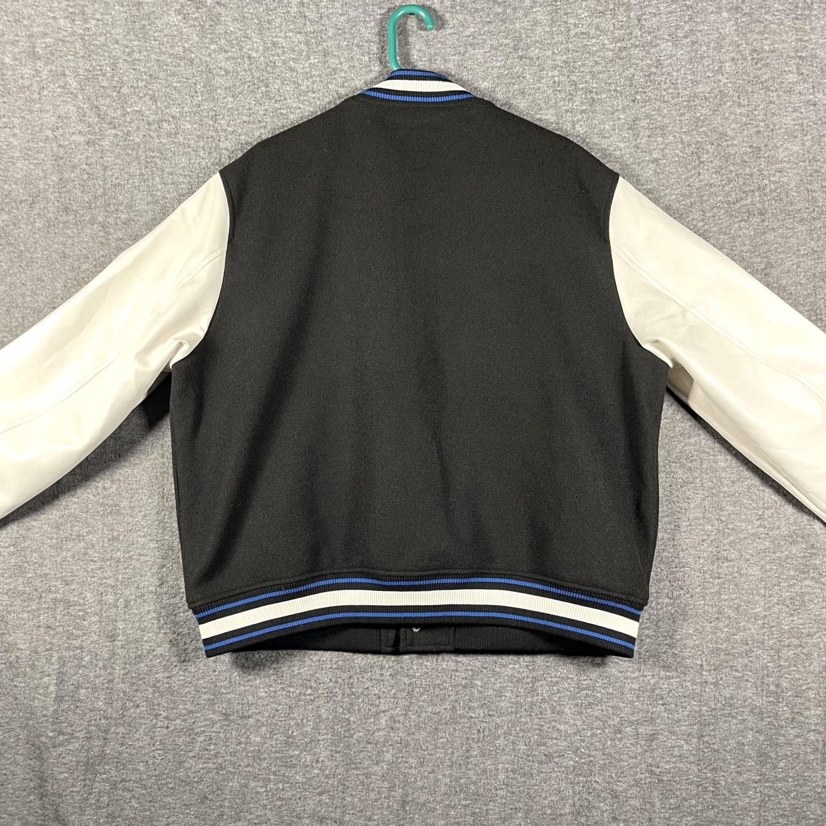 True Religion True Religion Varsity Jacket XL Black Wool Sleeves Spellout Streetwear Basketball College Sports Logo Embroidered Men XXLong? Size US XL / EU 56 / 4 - 4 Thumbnail