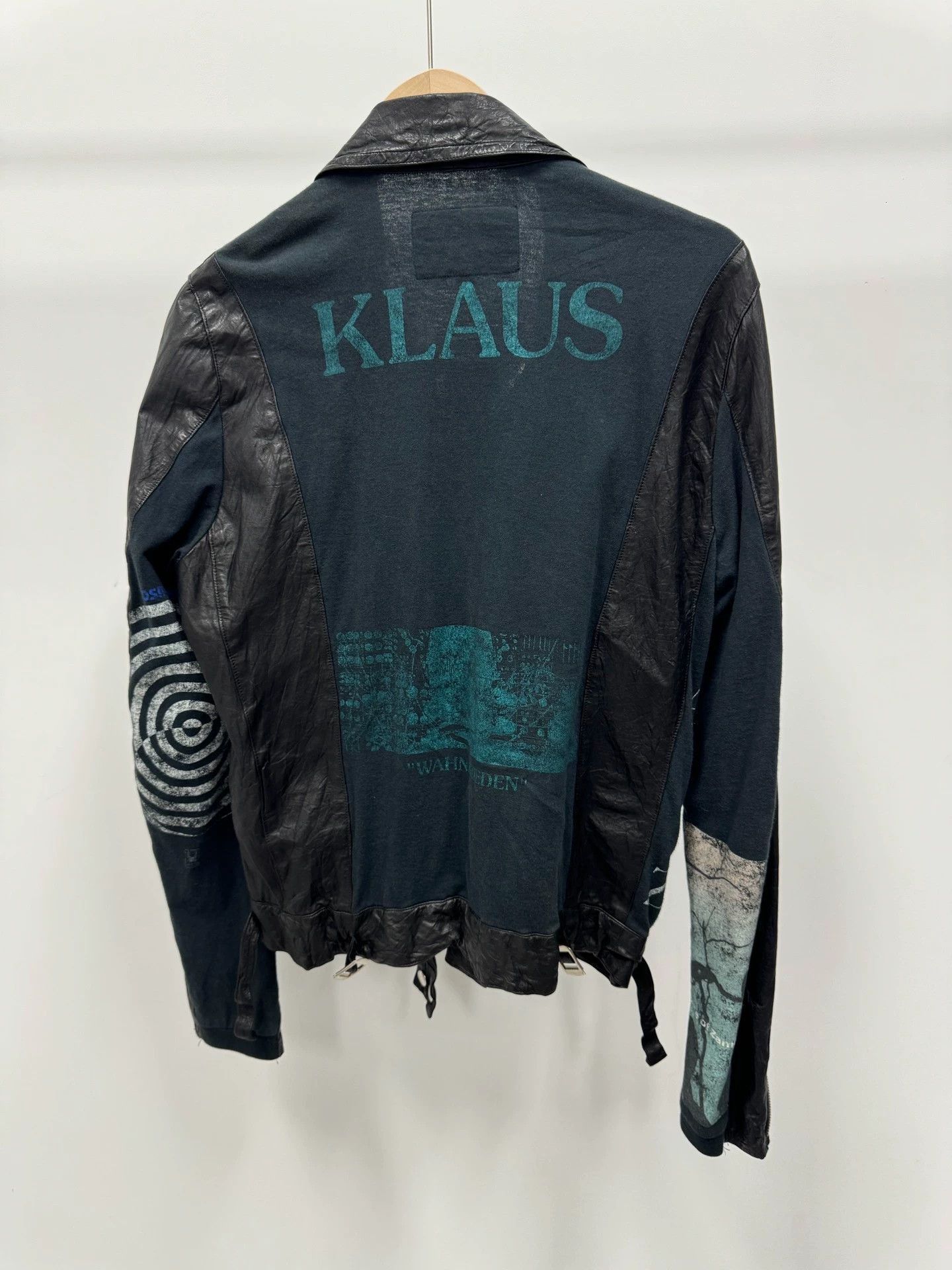 Undercover Undercover 06SS T Archive Band slogan patchwork leather