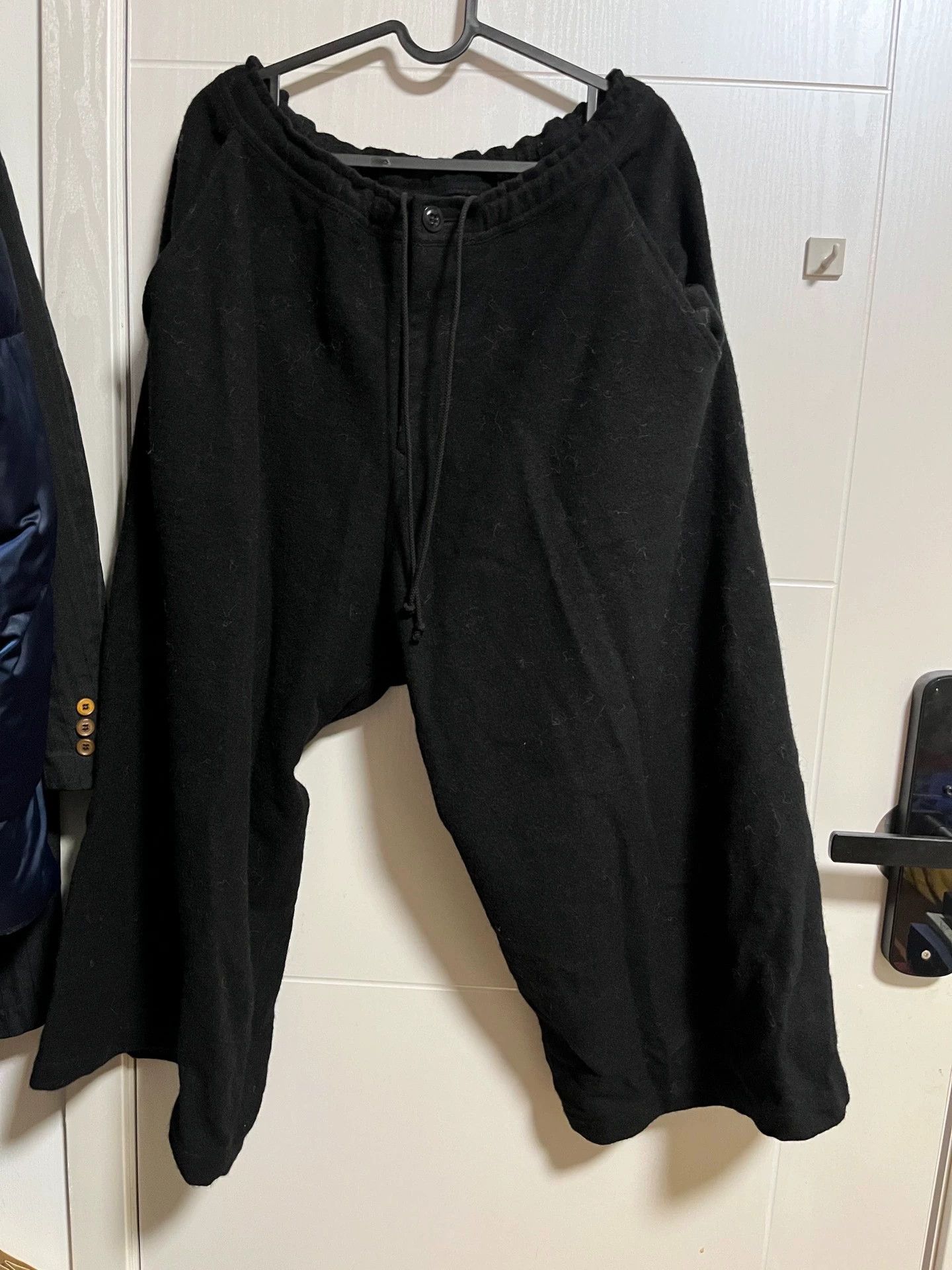 Yohji Yamamoto Yohji Yamamoto Y's Wool Wide-Leg Trousers 2 Unisex 9/10 Size 26" / US 2 / IT 38 - 1 Thumbnail