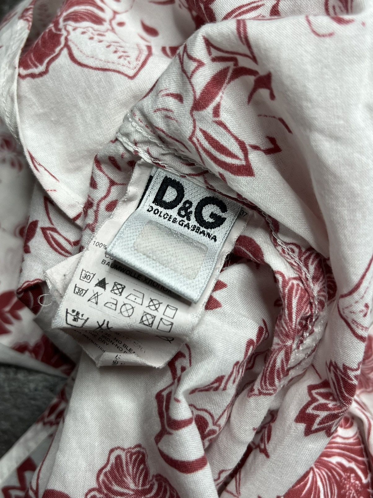 Dolce & Gabbana Short sleeve shirt from d&g Size US S / EU 44-46 / 1 - 4 Thumbnail