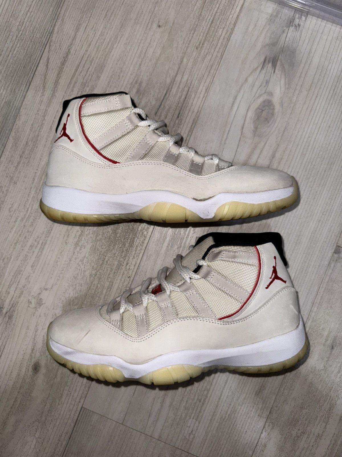 Jordan Brand Air Jordan 11 Retro Platinum Tint Size US 8 / EU 41 - 2 Thumbnail
