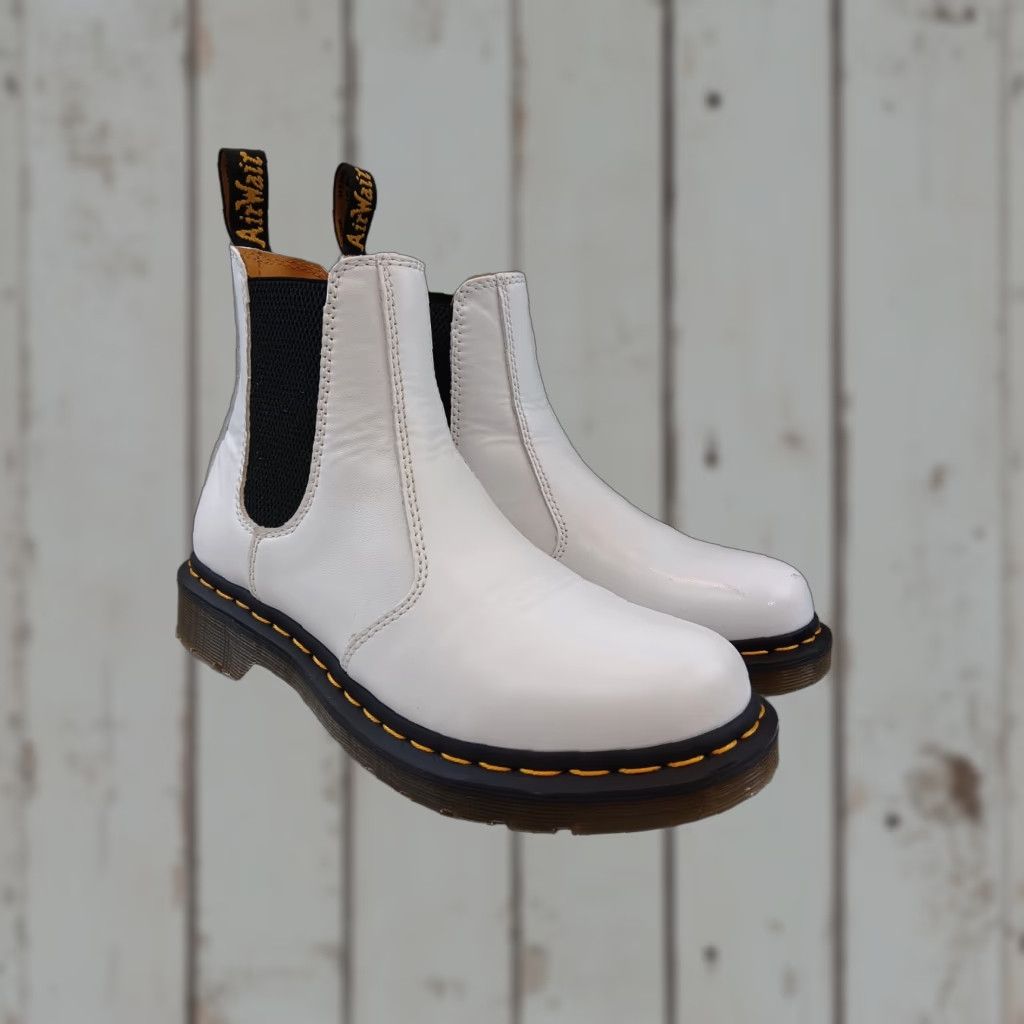 Dr. Martens Dr. Martens 2976 Quad Boots Women's White Platform Leather Chelsea 8 Size US 8 / IT 38 - 1 Thumbnail